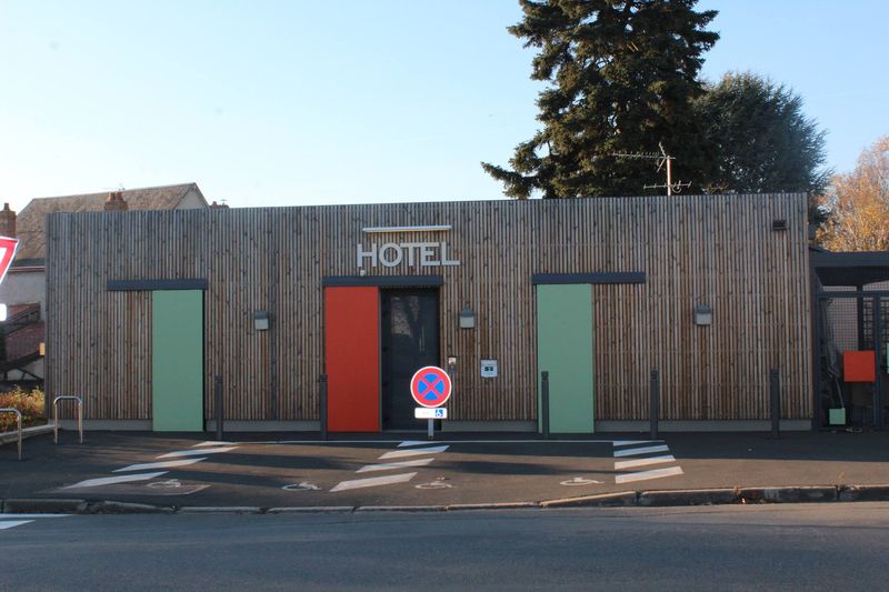 Le Patio, Saint-Varent