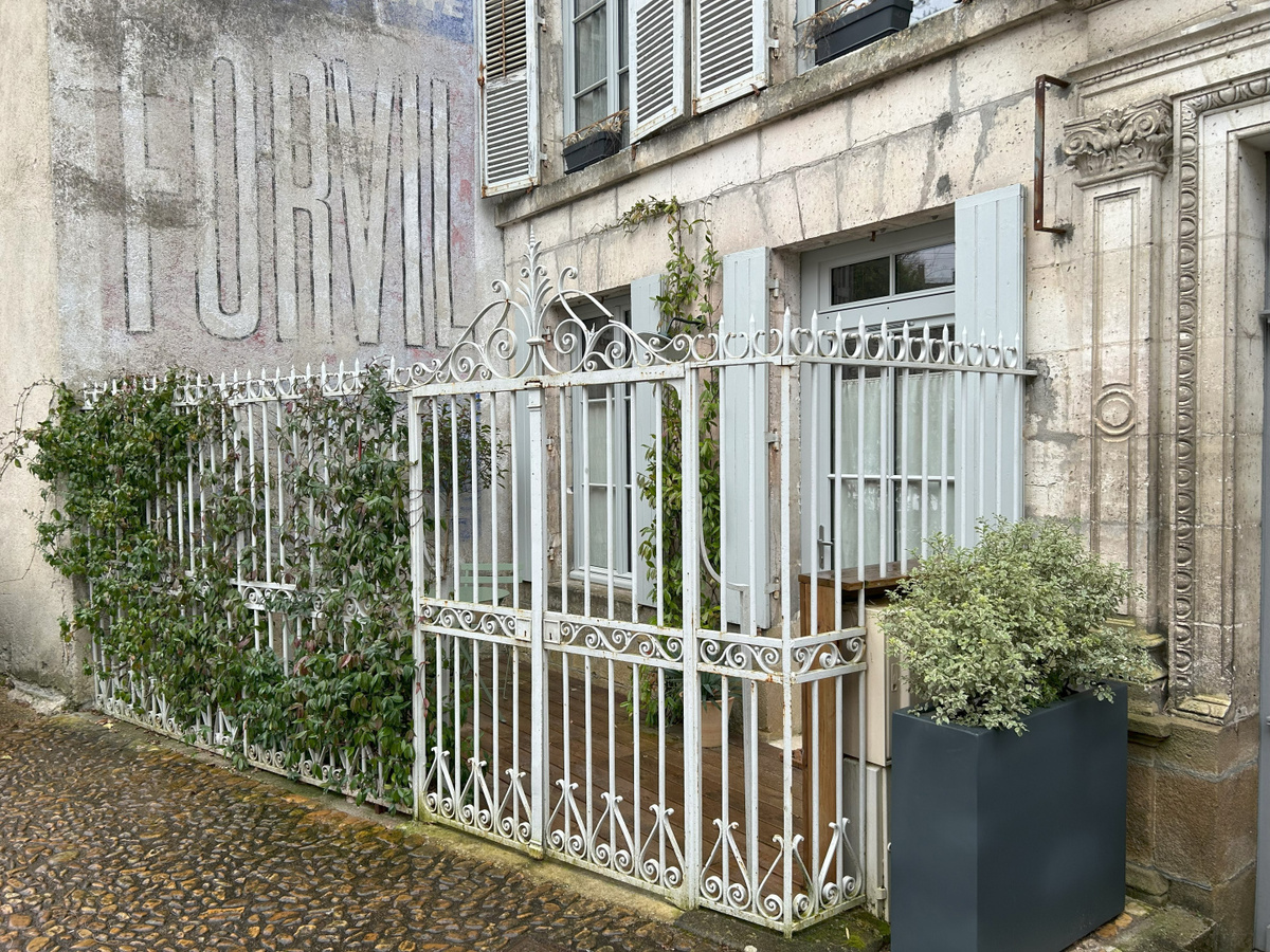 Studio avec terrasse