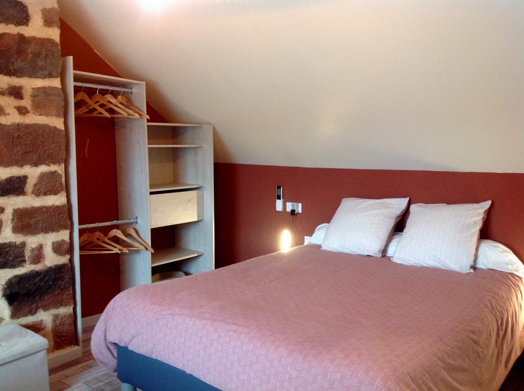 Maison d'Hôtes en Grès Rouge, Lanteuil - photo 27