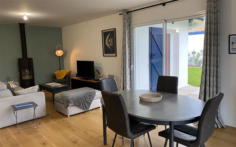 Location 141 Kervevan