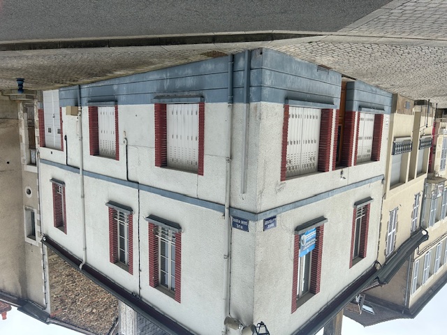 Mme Valérie RENNESSON Rue Saint-Pierre - photo 4