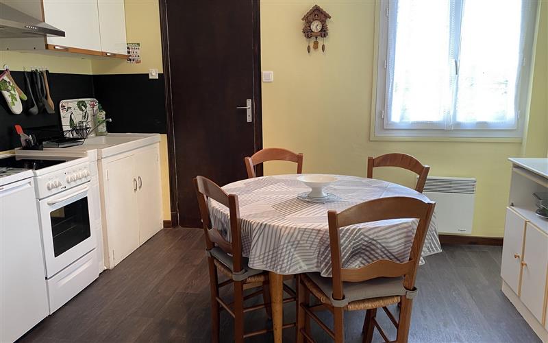 Location 99 Alzualde