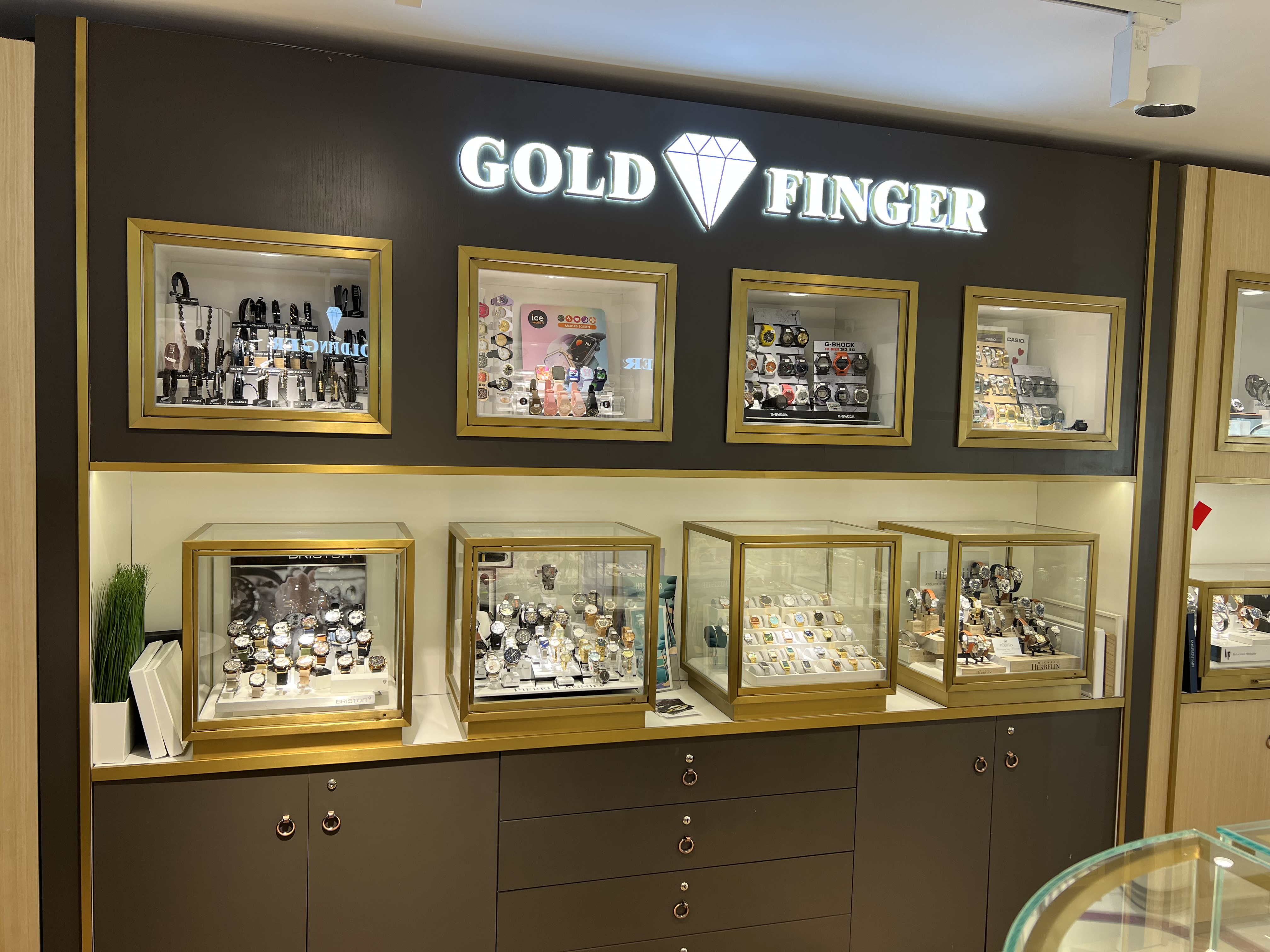 Goldfinger Bijouterie - Joaillerie — photo 2
