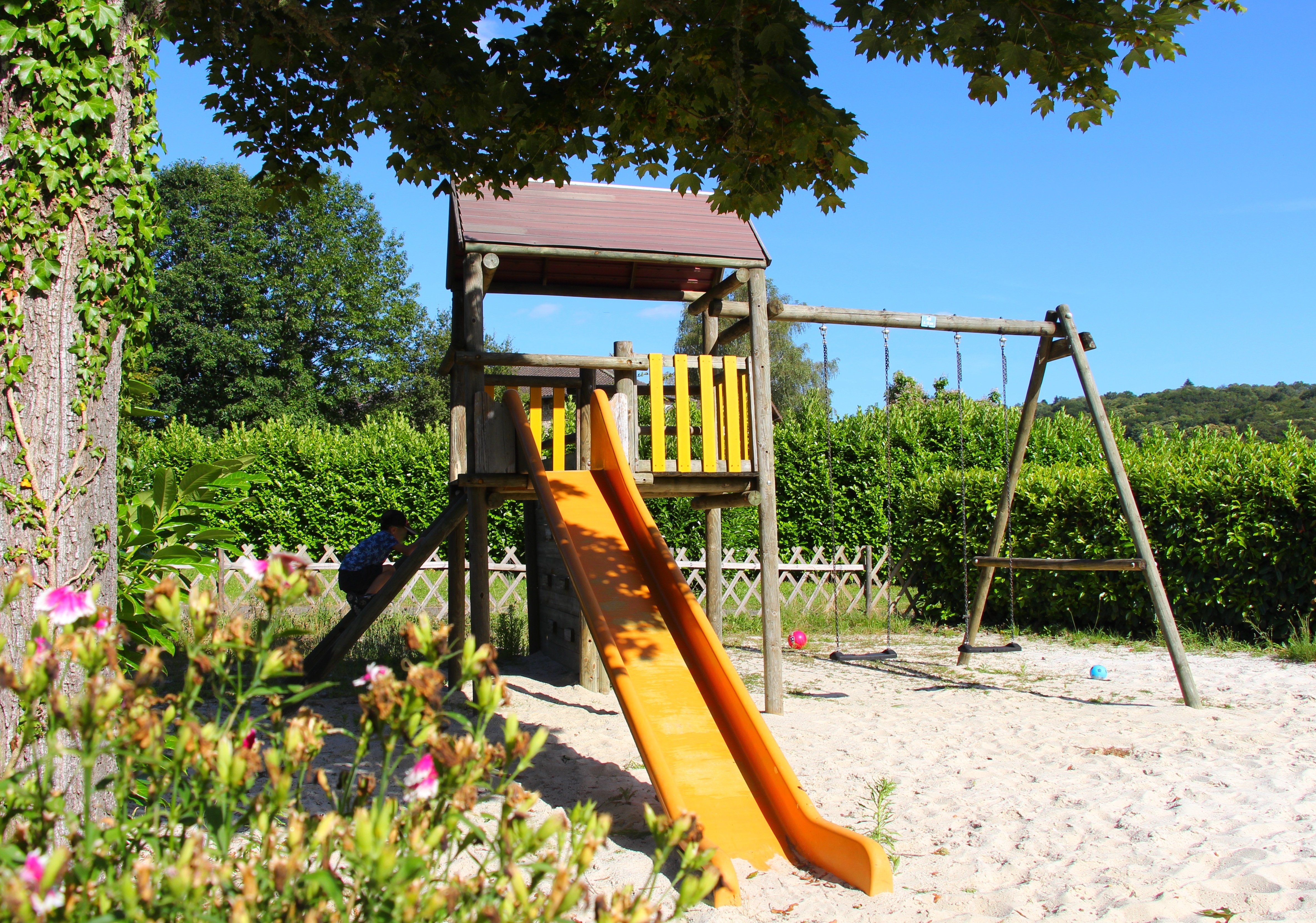 Camping Au Pont du Dognon, Saint-Laurent-les-Églises - photo 9