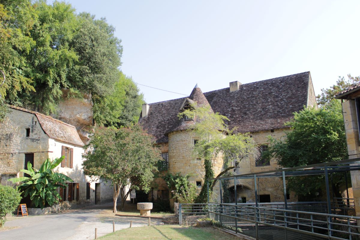 Le chemin de meunier à Couze Saint Front