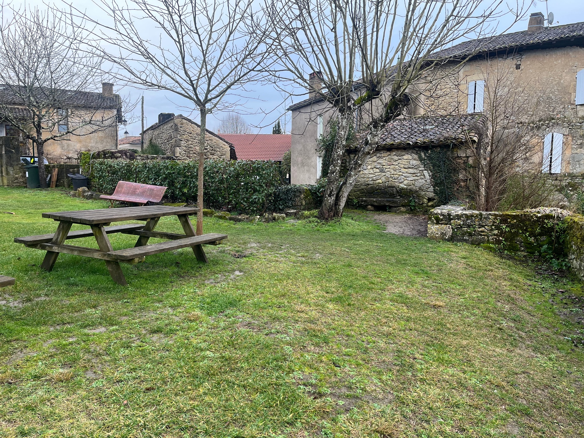 Aire de pique-nique du parc de Castelmoron d'Albret