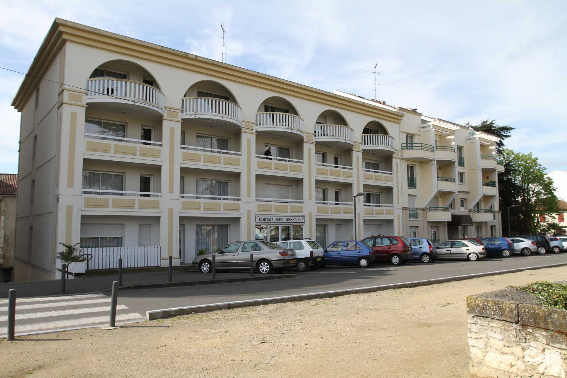 T1 - 1 à 2 pers. - SARR1/A - photo 4