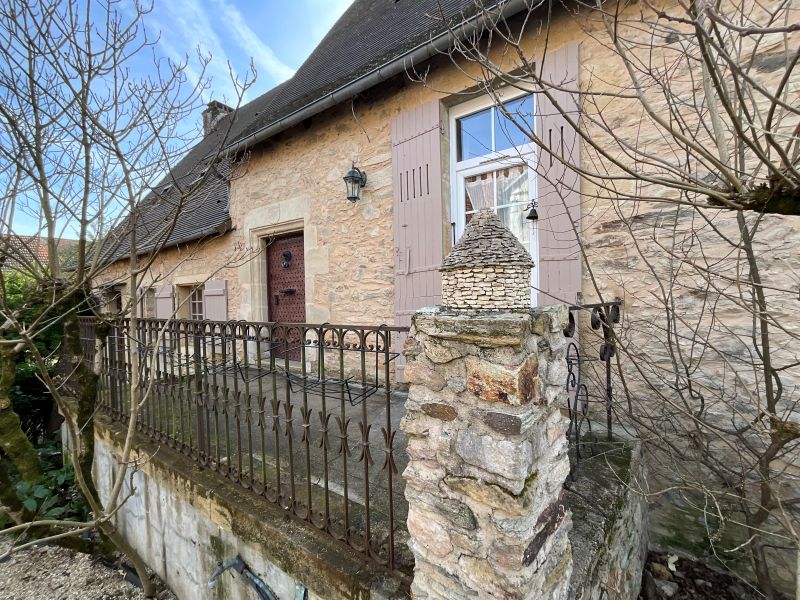 Maison de la source, Génis - photo 5