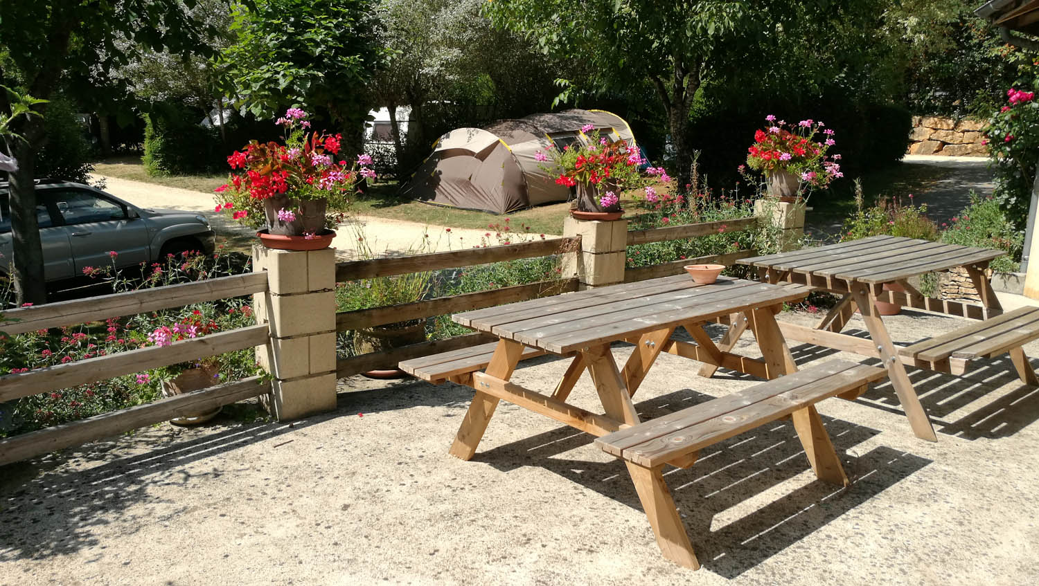 Camping les Pierres Chaudes - photo 4