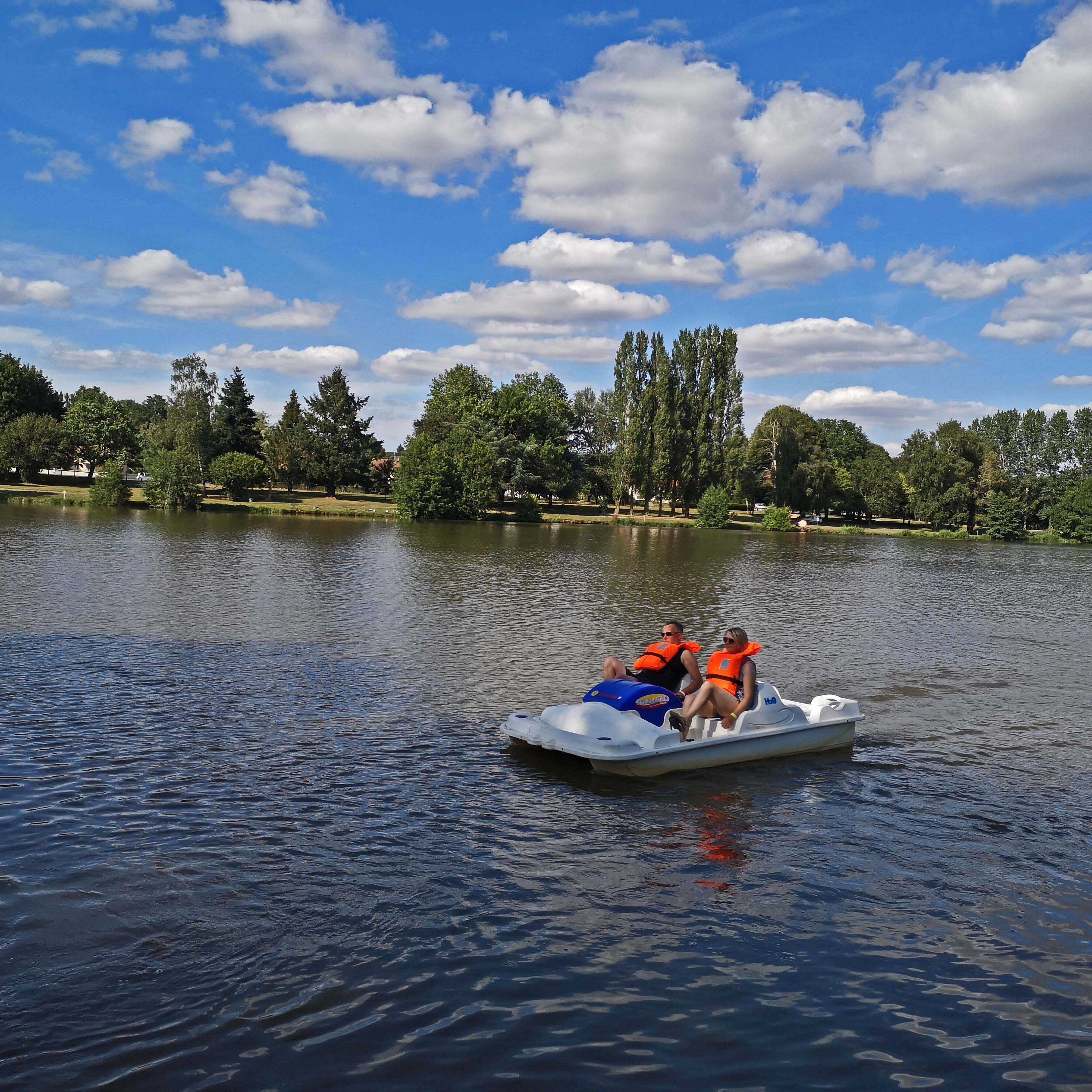 Camping 4* Le Moulin des Effres - Emplacement tente - Mobil home - Tipi - Lodge - photo 3