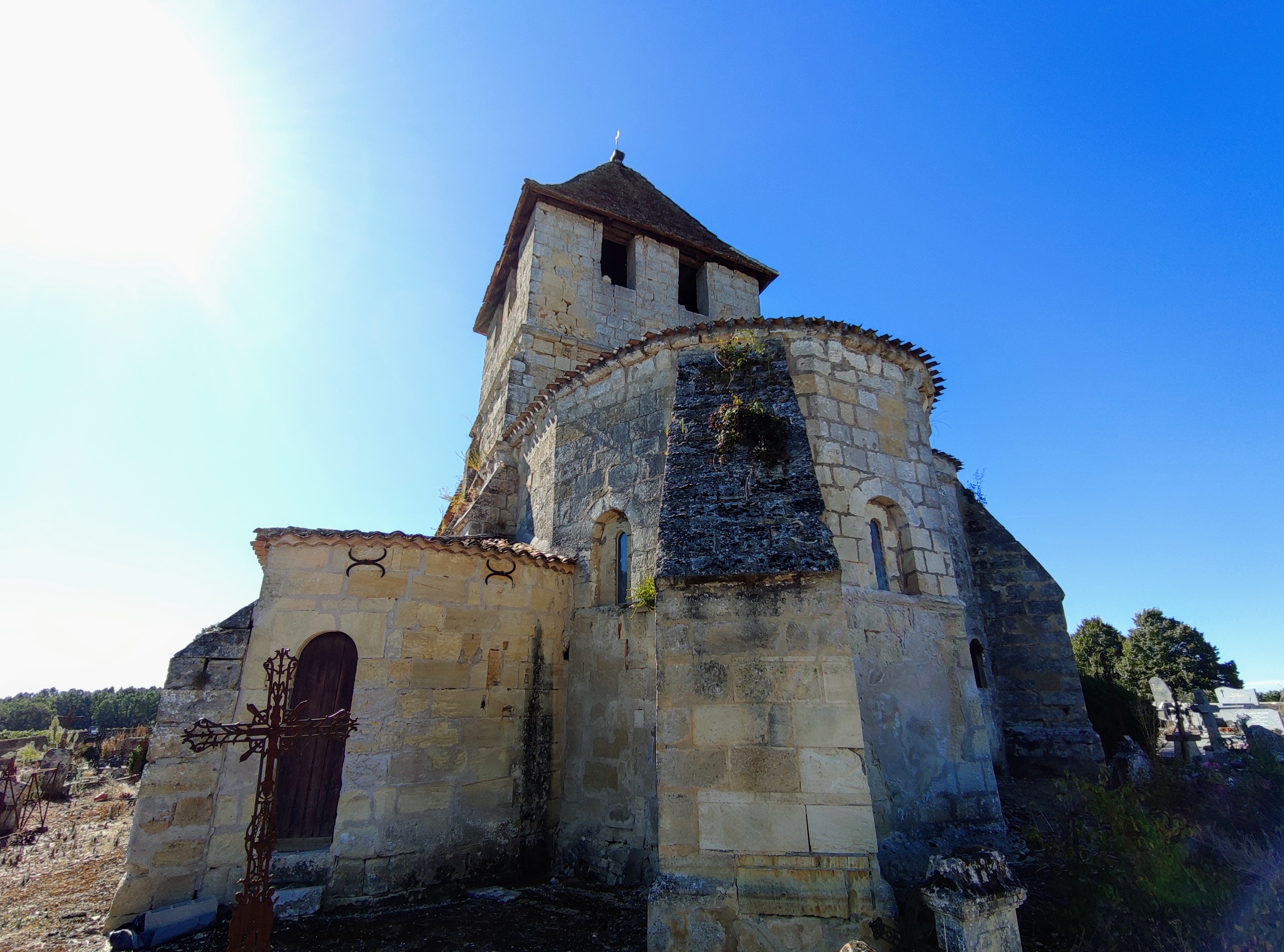 Église Saint-Pierre, Les Salles-de-Castillon - photo 2