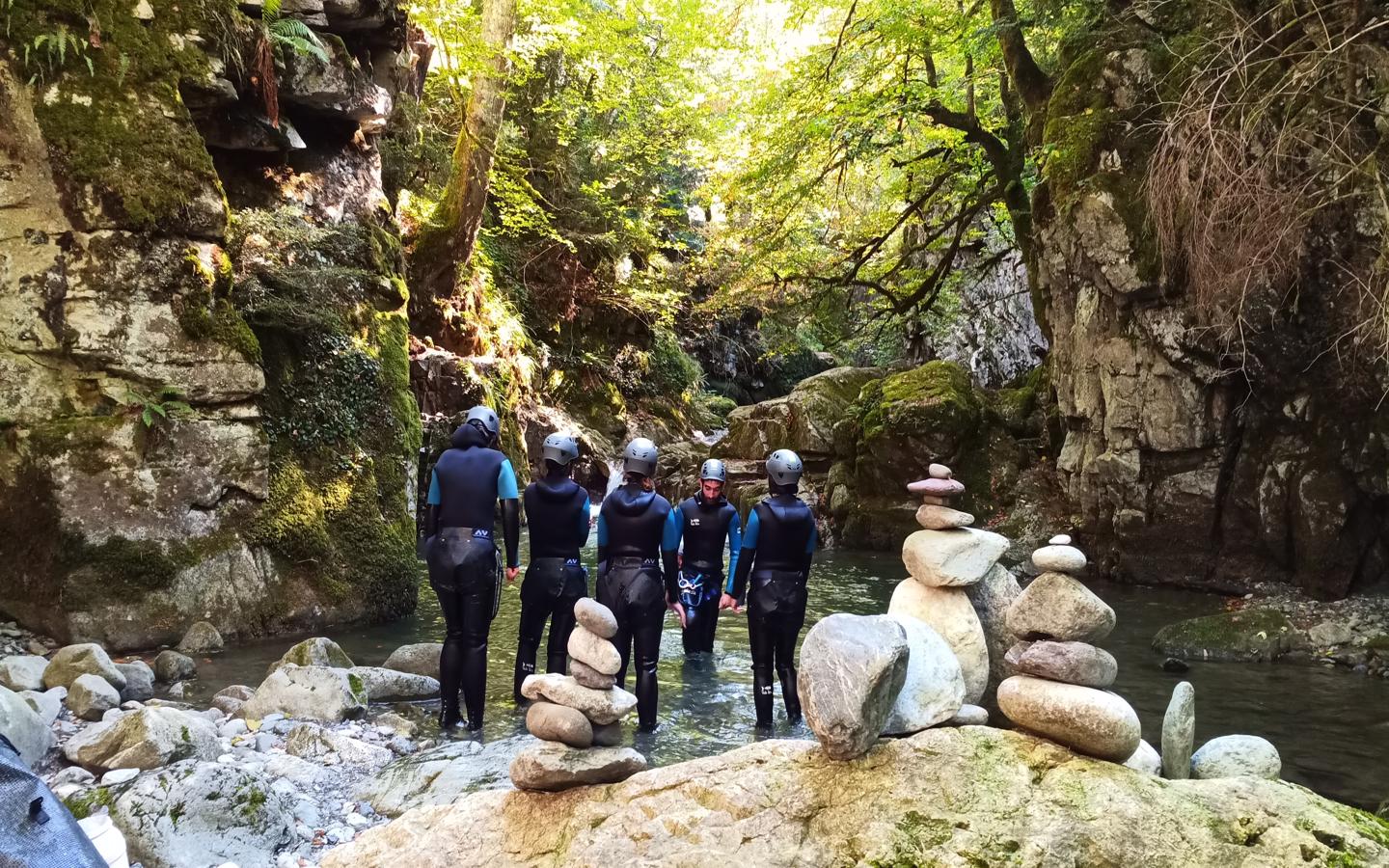 PachamAqua - Trek, Canyon & Spéléo