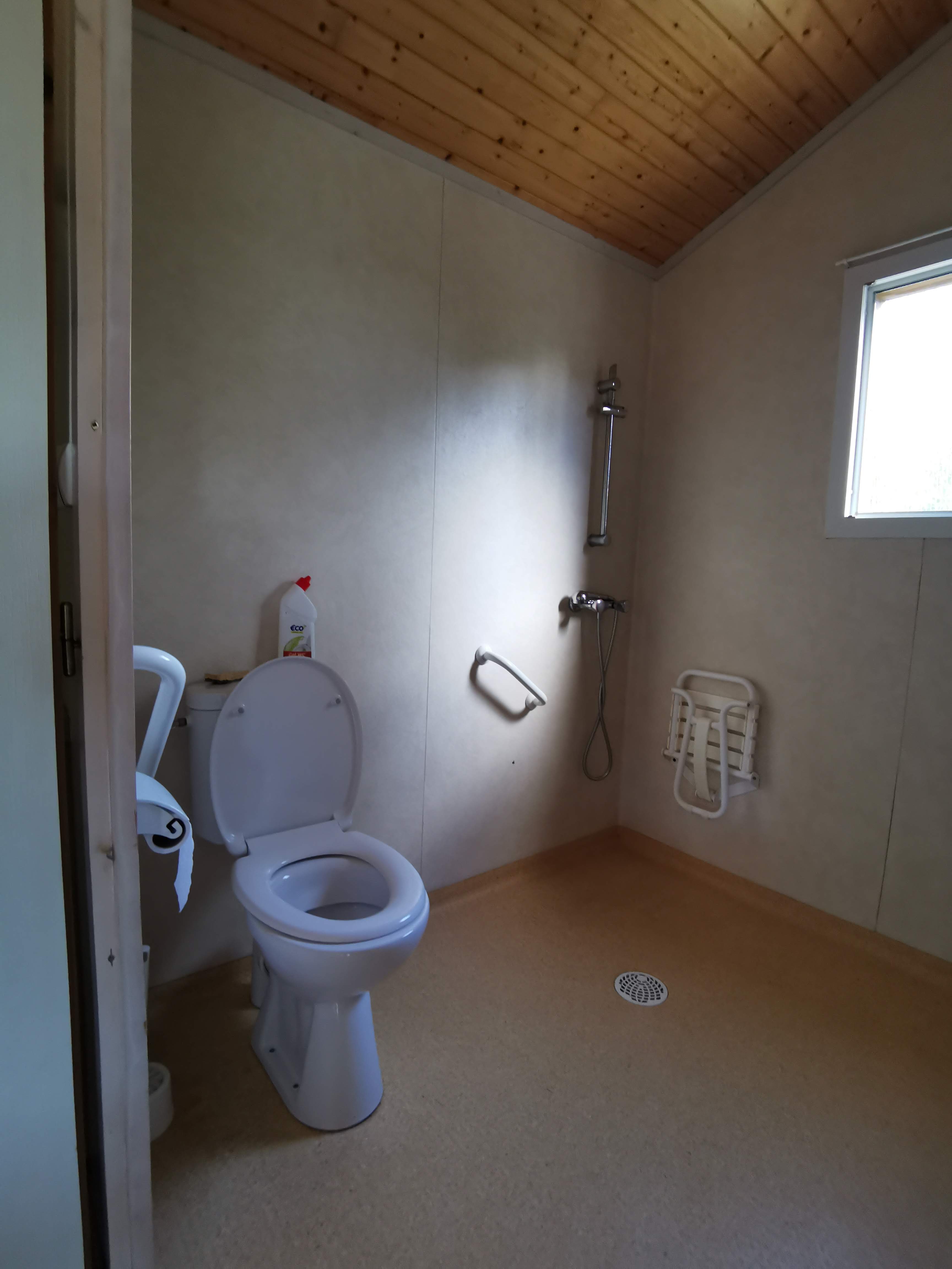 Chalet Loisirs Rouge - Camping La Chagnée - photo 2