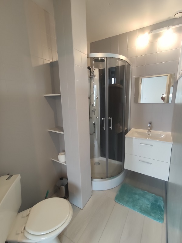 T2 - 1 à 3 pers. - LAC1/D - photo 3