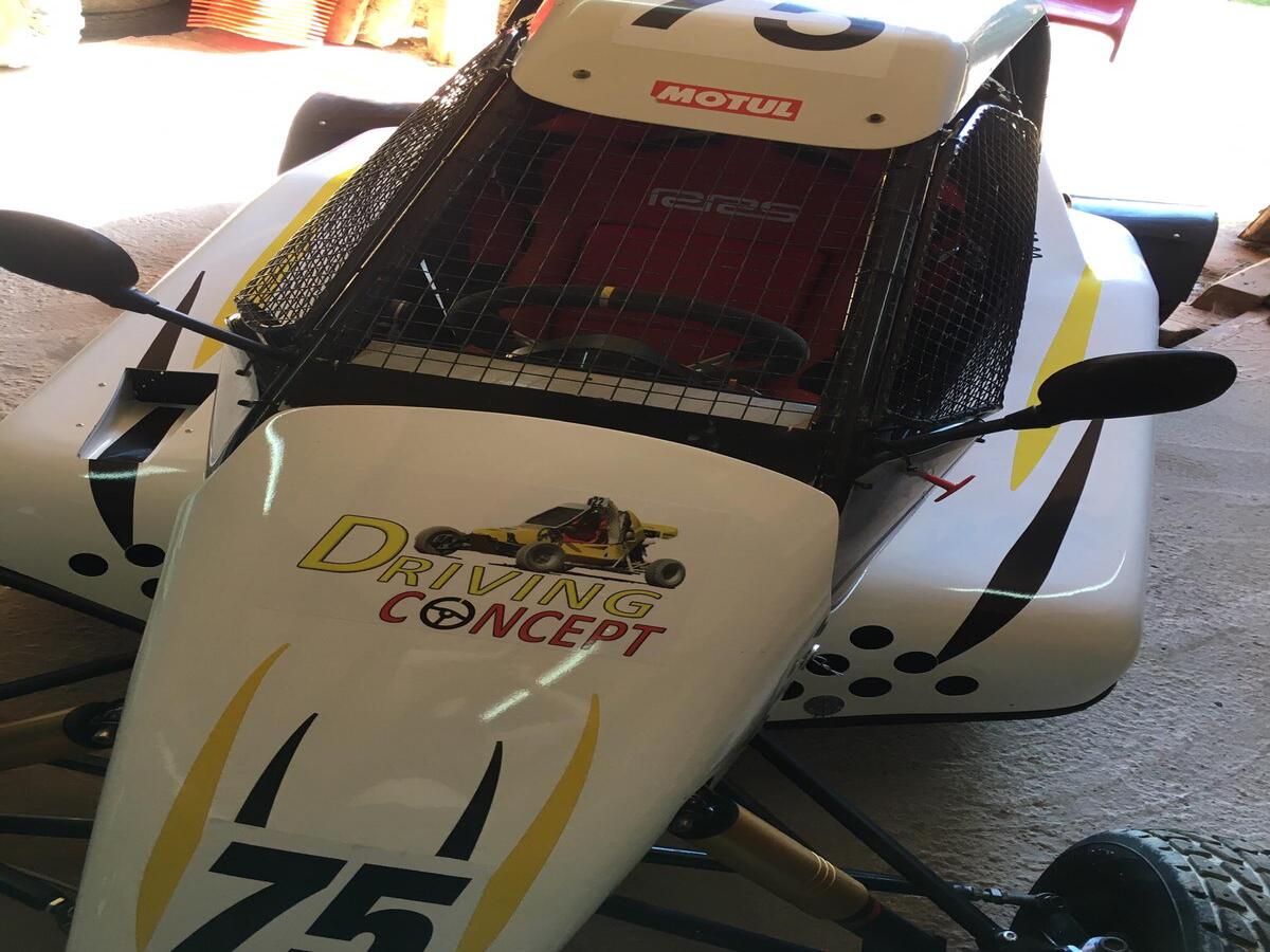 Driving concept, Saint-André-d'Allas - photo 2