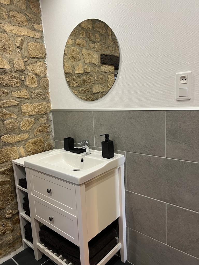 Les Petits Chiens - Gîte Grand Pépé, Saint-Silvain-sous-Toulx - photo 12