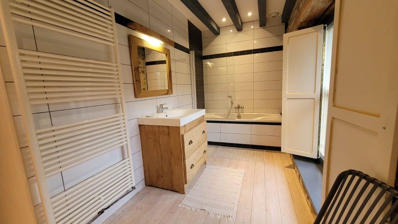 APPERT Nathalie "La grande bâtisse", Savignac-Lédrier - photo 3