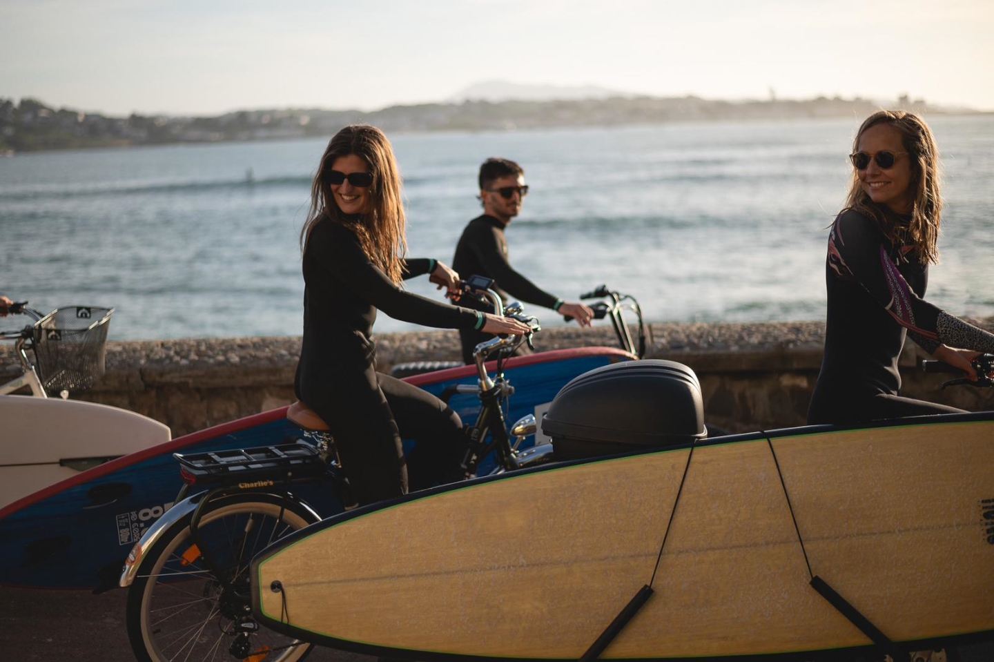 Charlie's surf and bike : location vélos et planches de surf