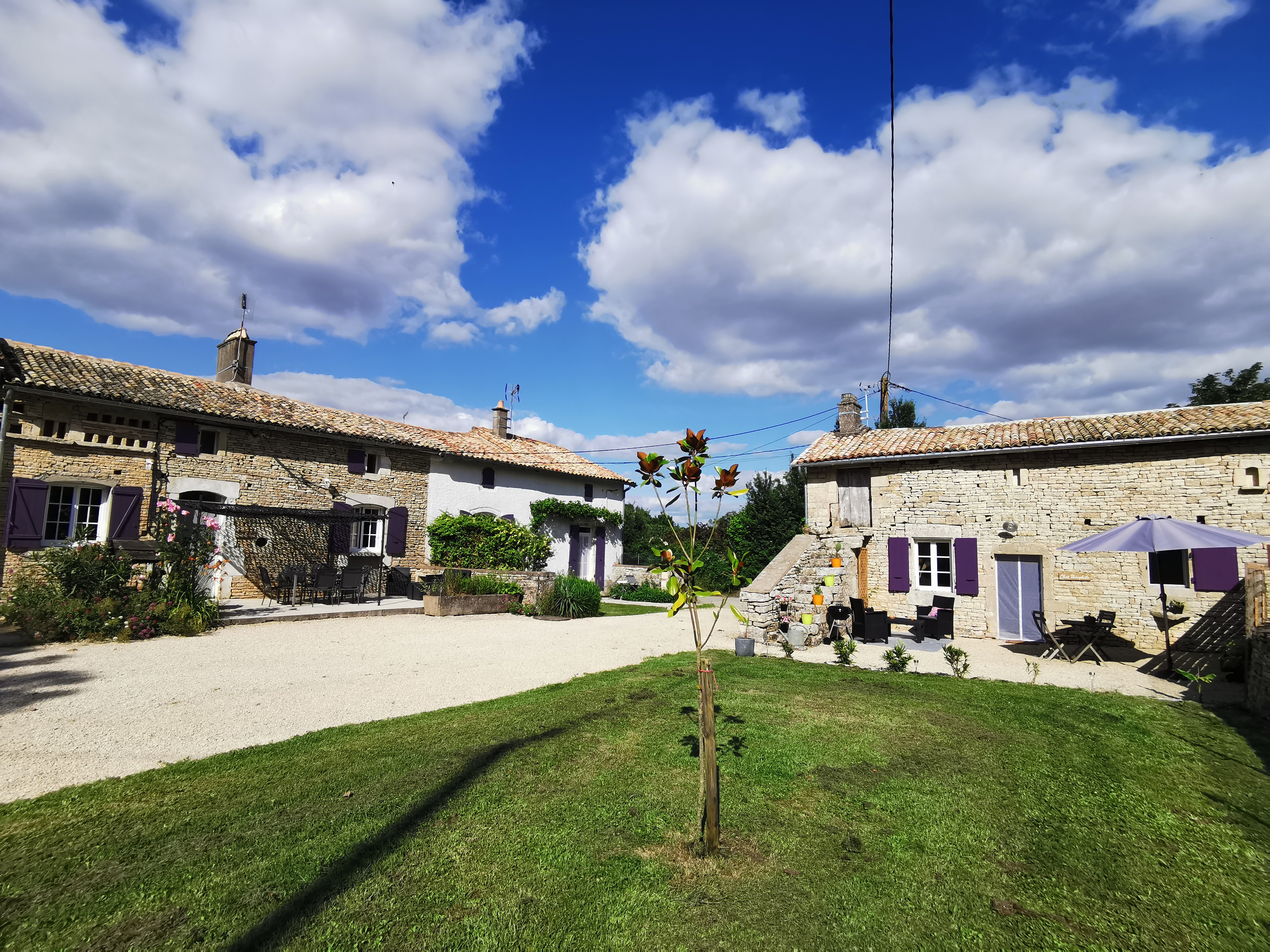 Gites de la Roche Elie - Chez Léonie, Rom