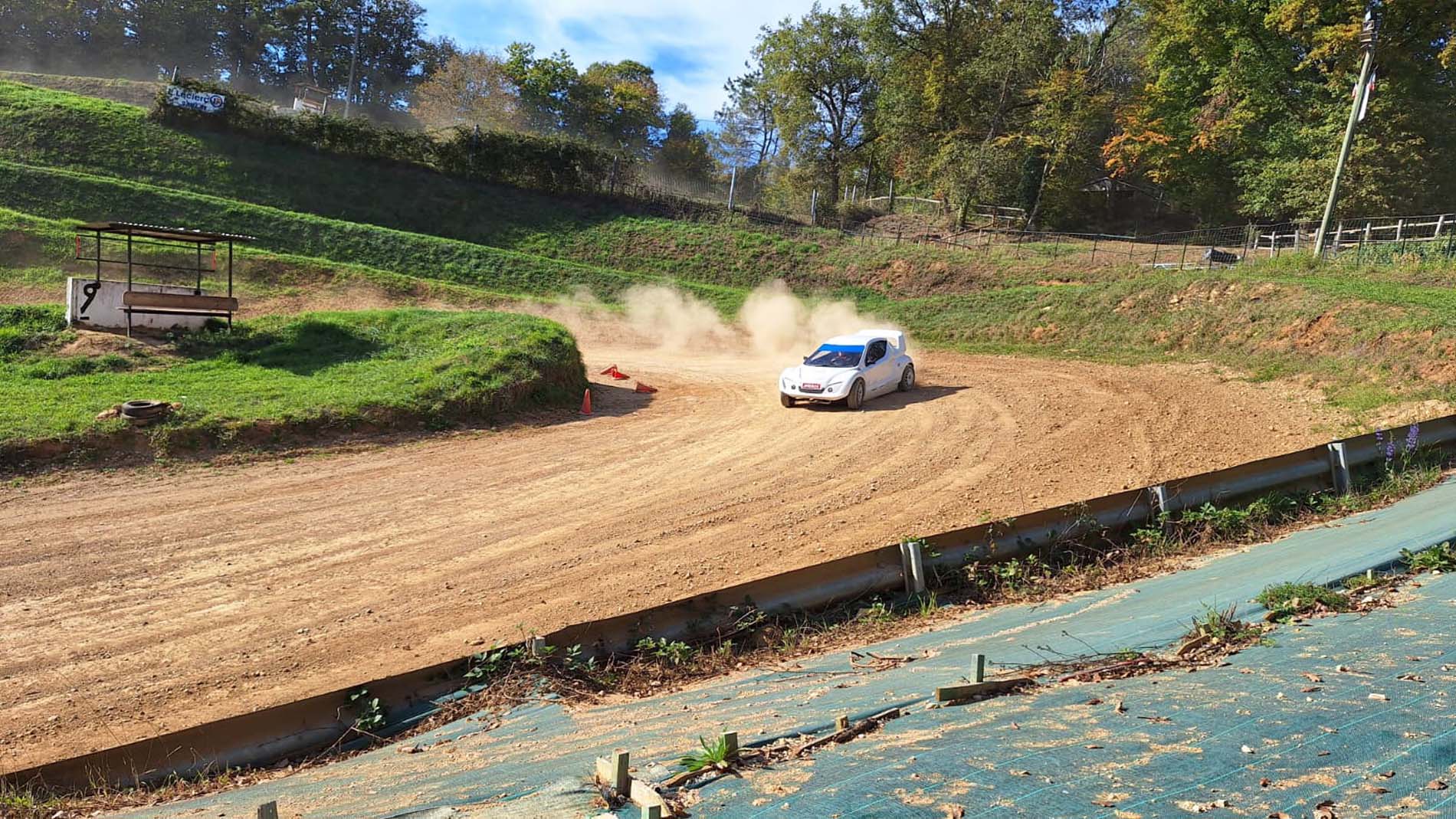 Driving concept, Saint-André-d'Allas - photo 12