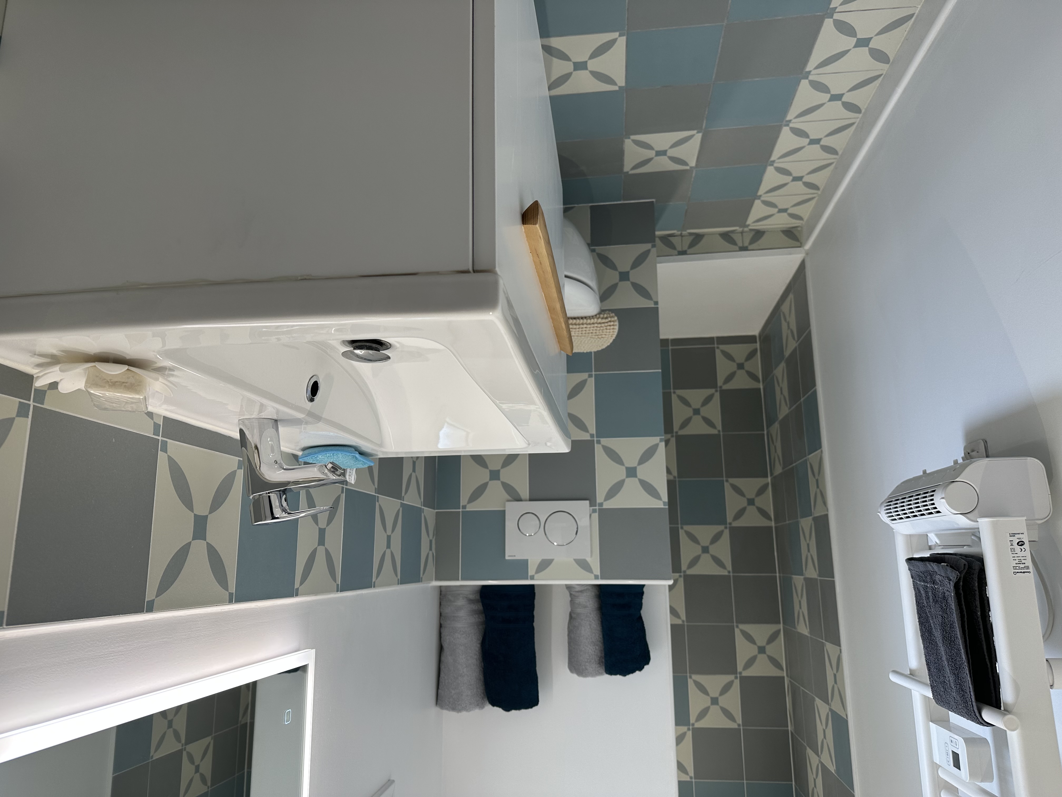 Elite, Lacquy - photo 3