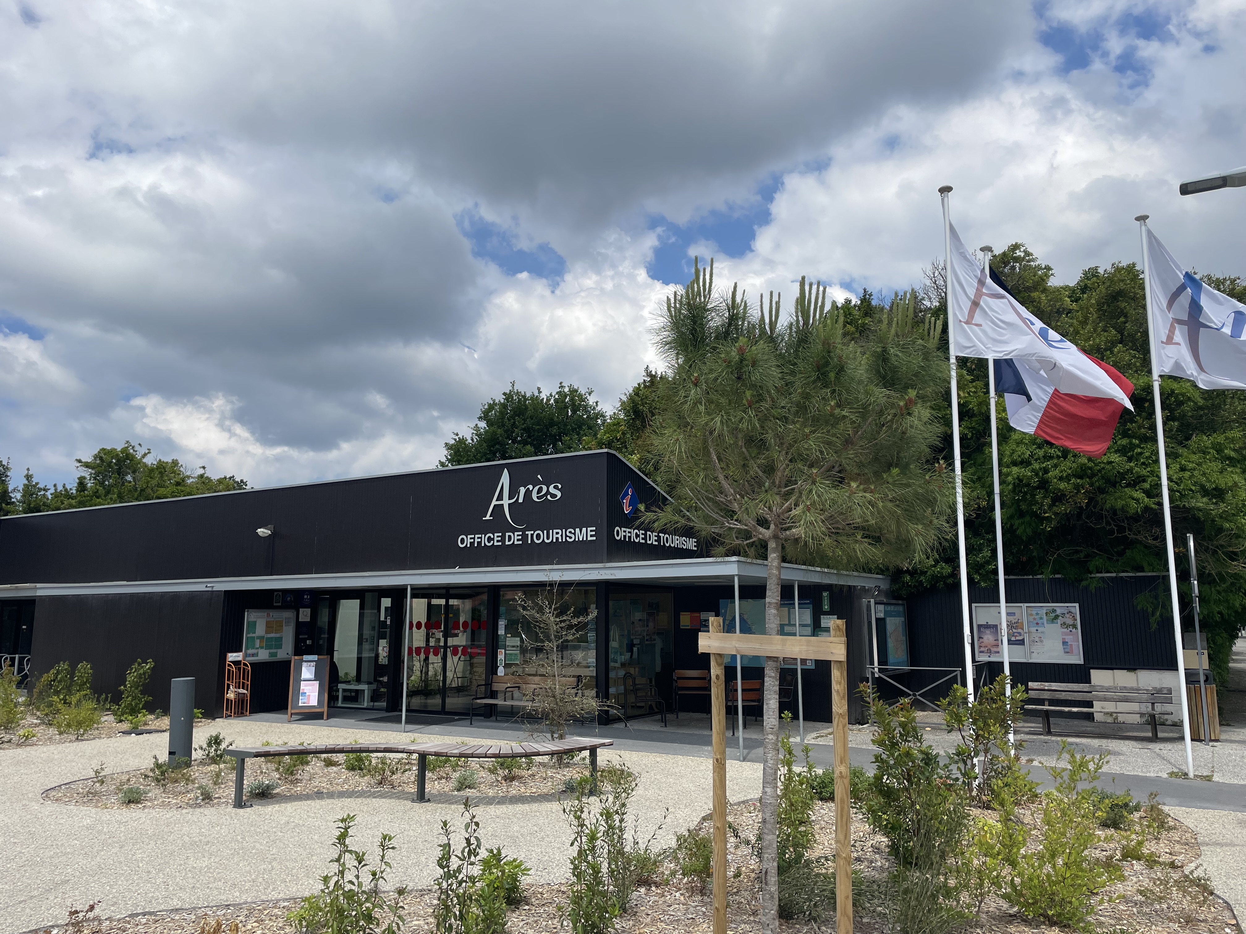 Office de Tourisme d'Arès
