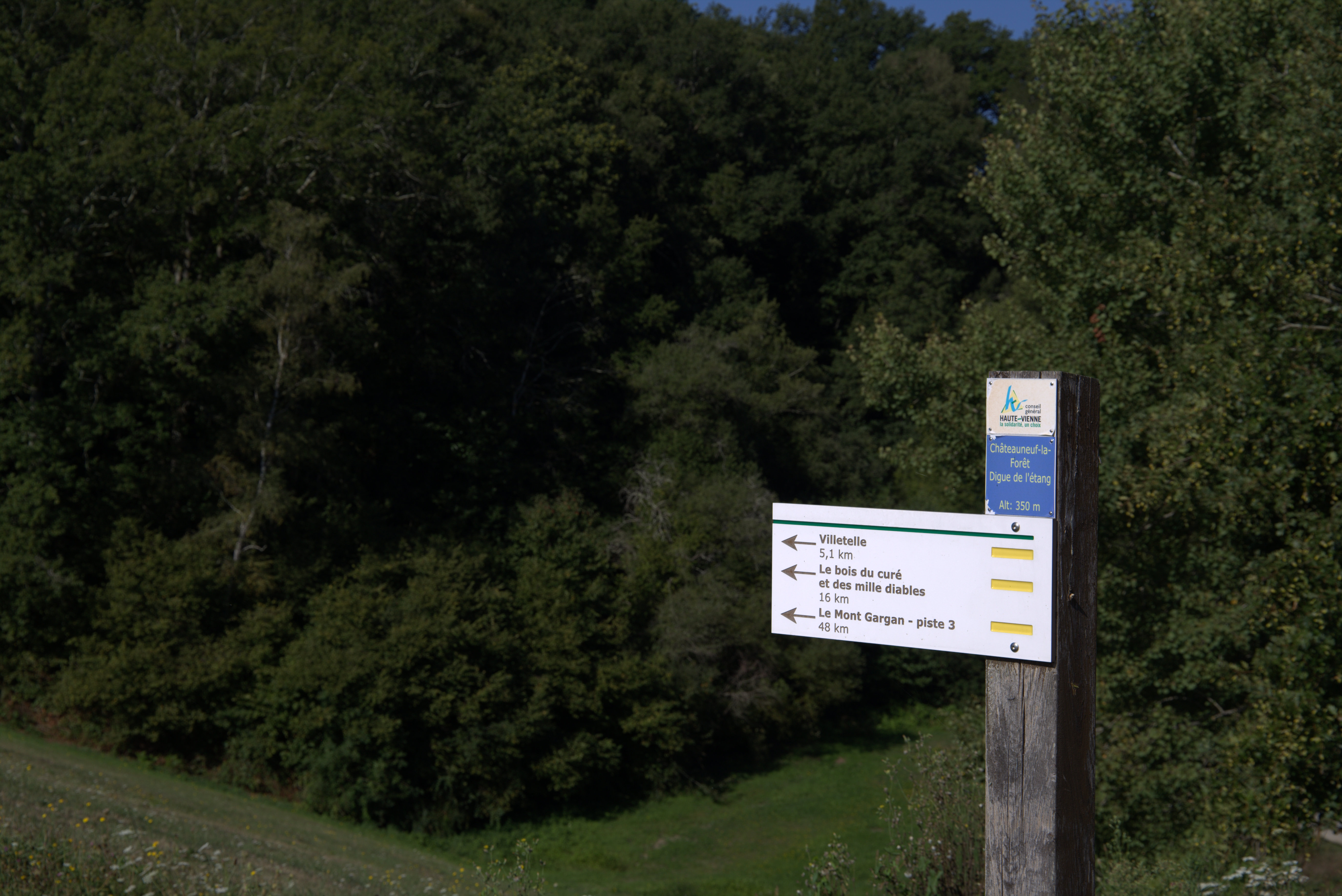 Plan d'eau de Châteauneuf-la-Forêt - photo 4