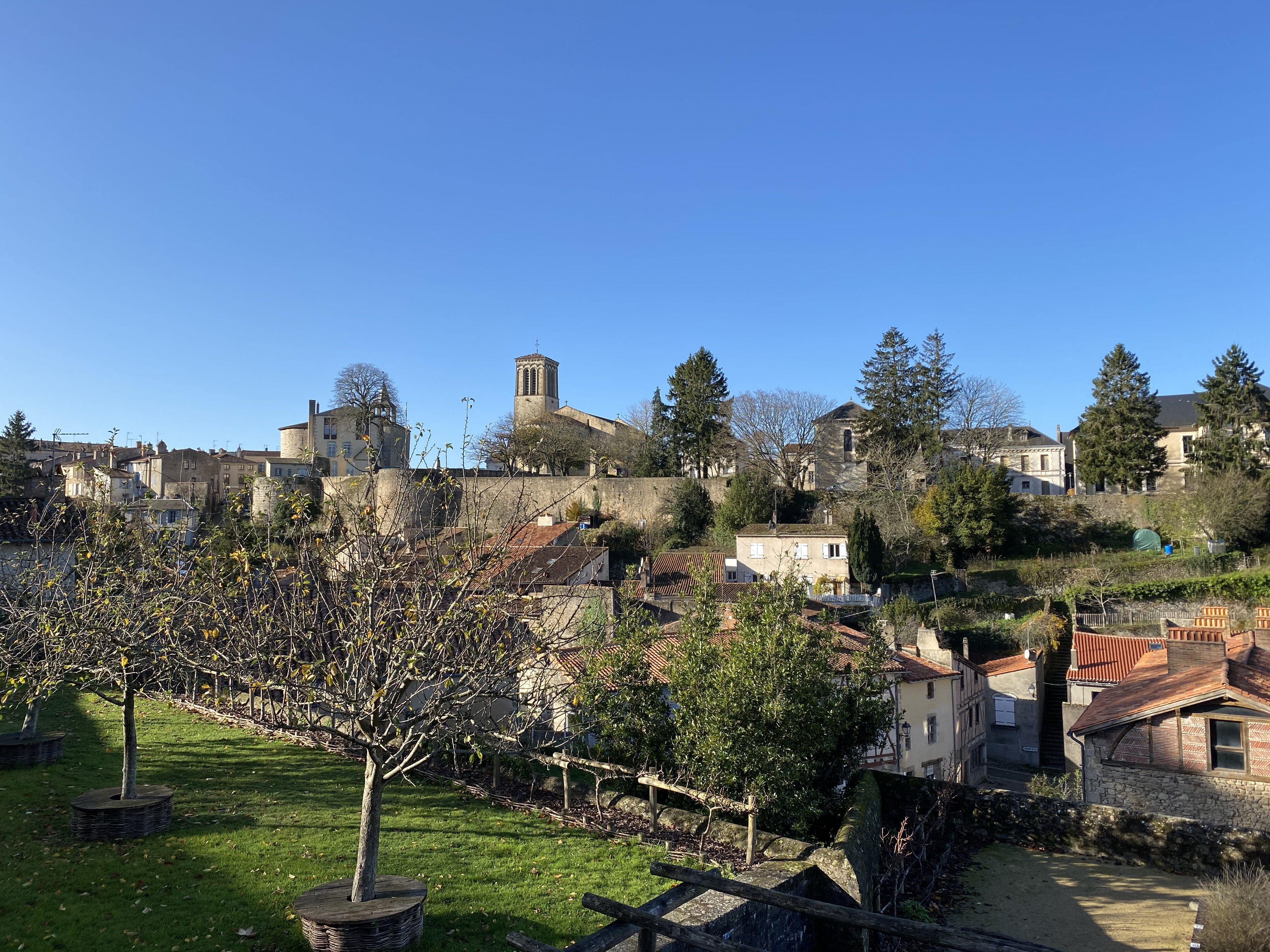 JARDIN FÉROLLE, Parthenay - photo 7