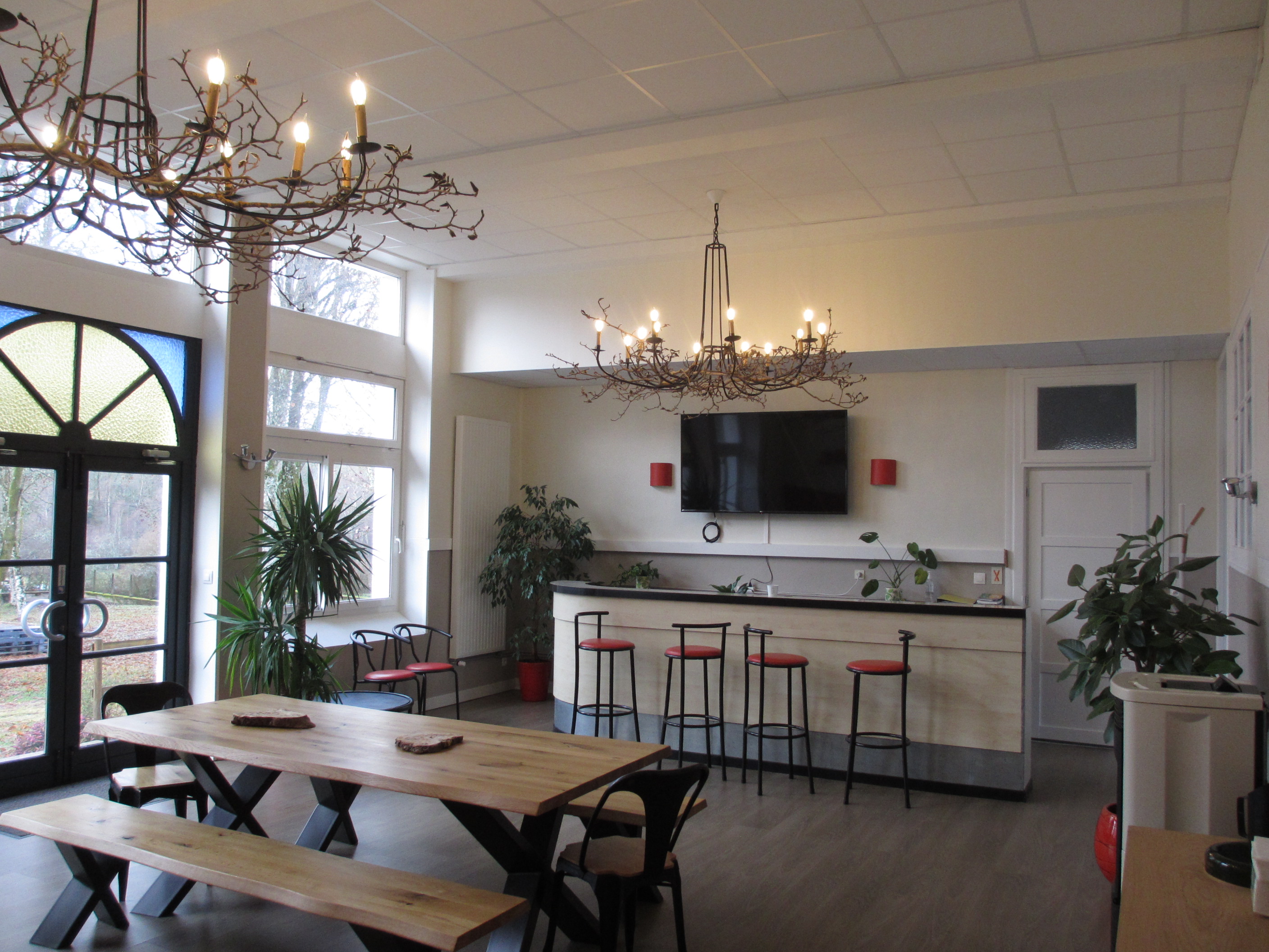 L'ECOLE EST FINIE, Royère-de-Vassivière - photo 2
