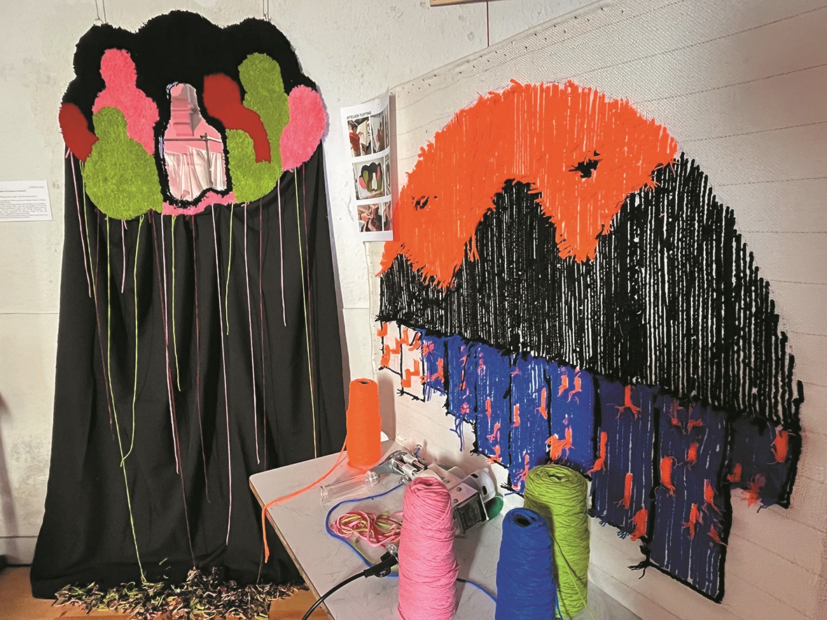 Cabaret Textile-Exposition de fil en aiguille