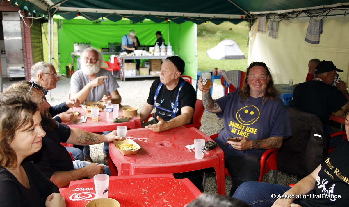 Rassemblement annuel sidecars, Bujaleuf