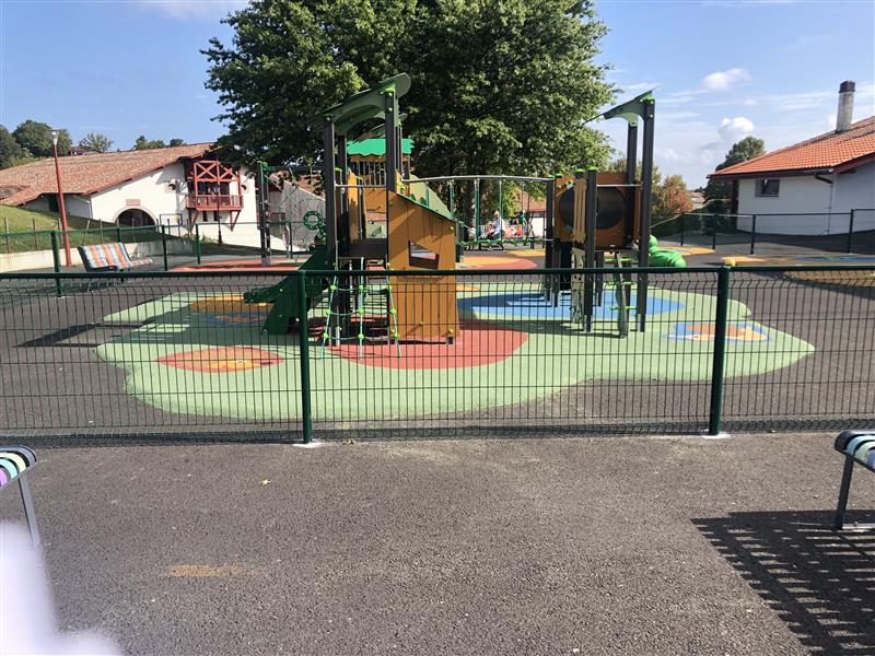City stade et aire de jeux du Bourg