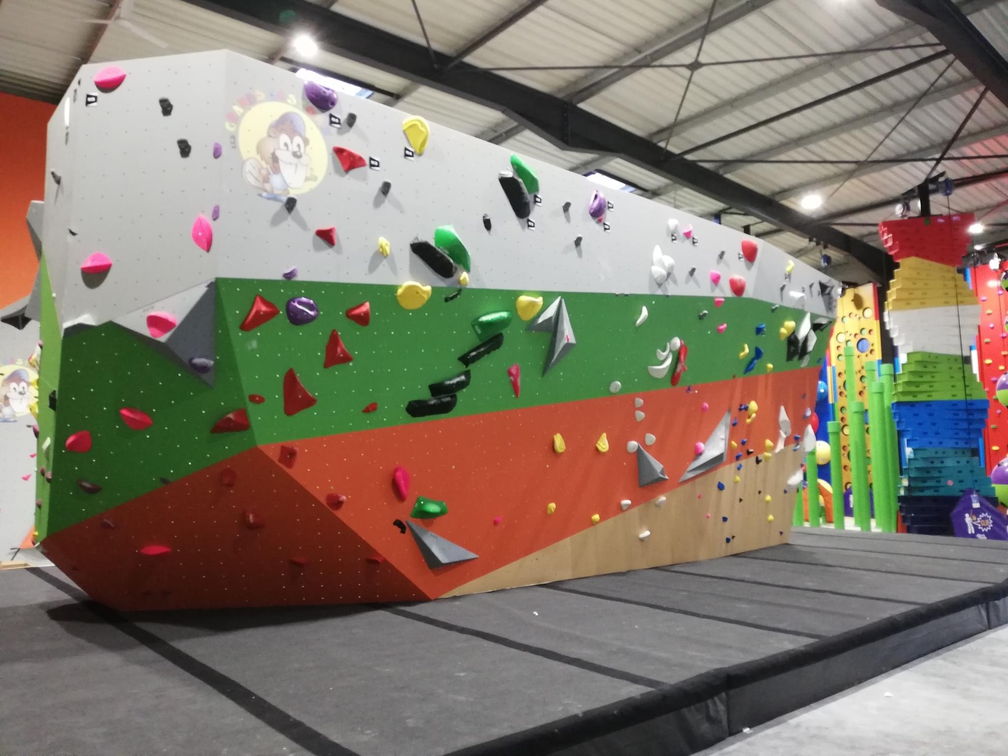 Les Grands Castors, Saint-Laurent-des-Vignes