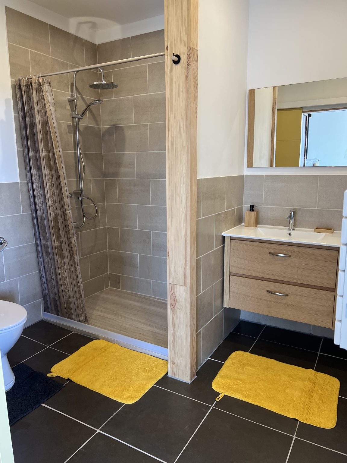 Les Petits Chiens - Gîte La Grange - photo 3