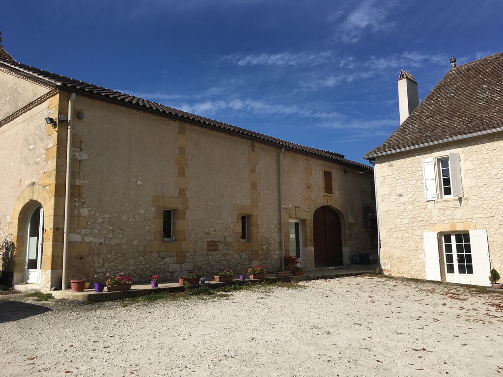 EARL Lavergne Château Tour de Grangemont - photo 2