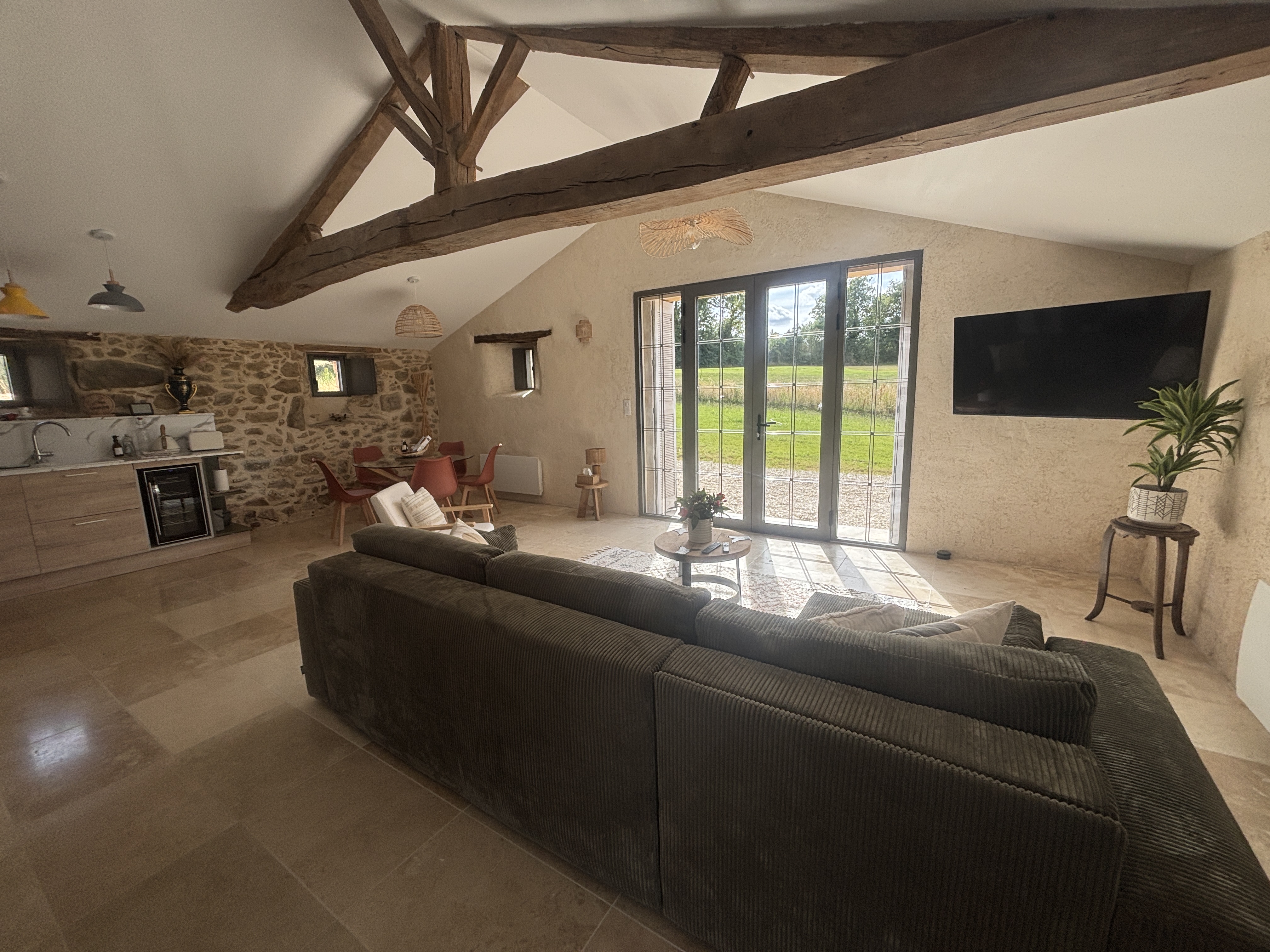 Cottage Stone & Green — photo 3