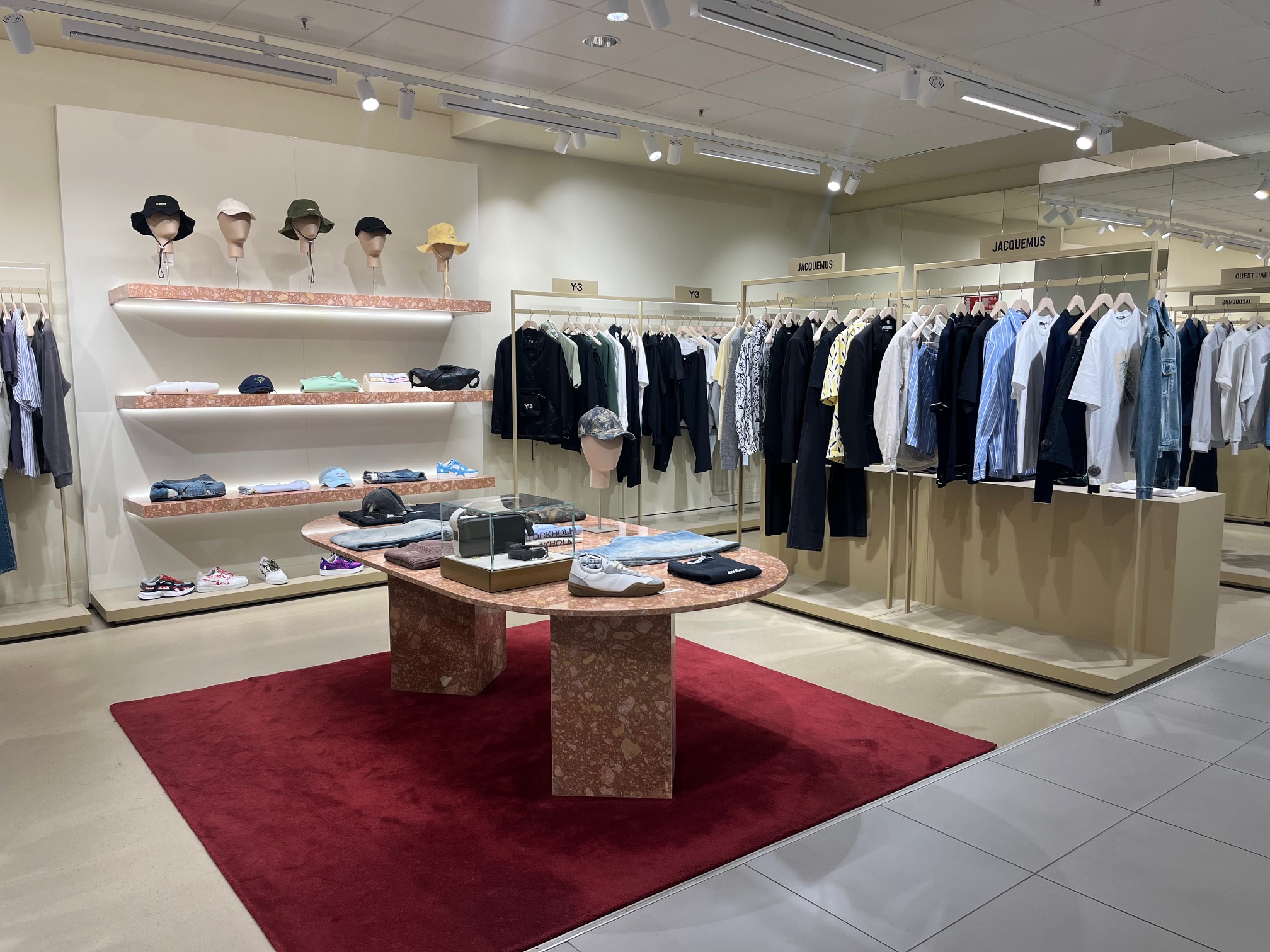 Galeries Lafayette et Lafayette Homme — photo 2