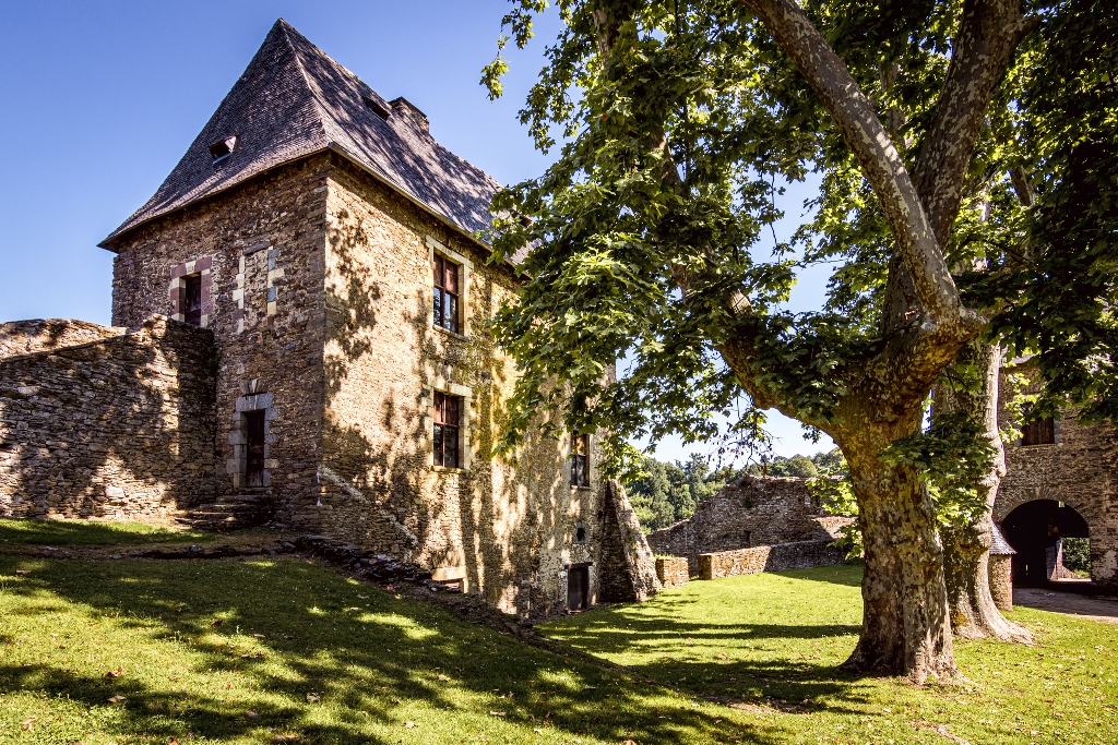 Castrum de Ségur-le-Château, Ségur-le-Château - photo 4