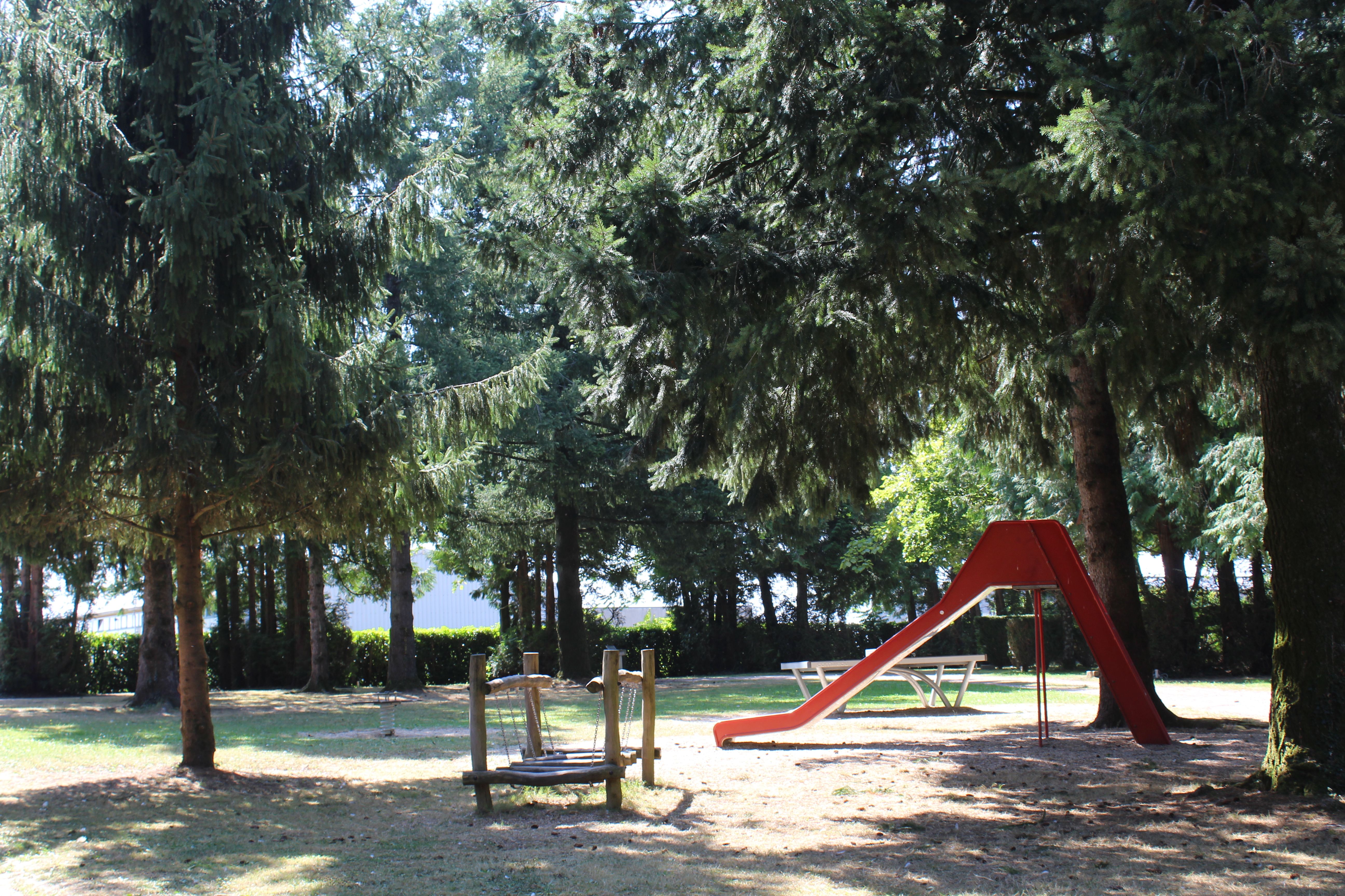 Aire de camping-cars de Coulonges-sur-l'Autize - Camping Car Park - photo 2