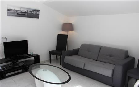 Location 74  Mendiburu 