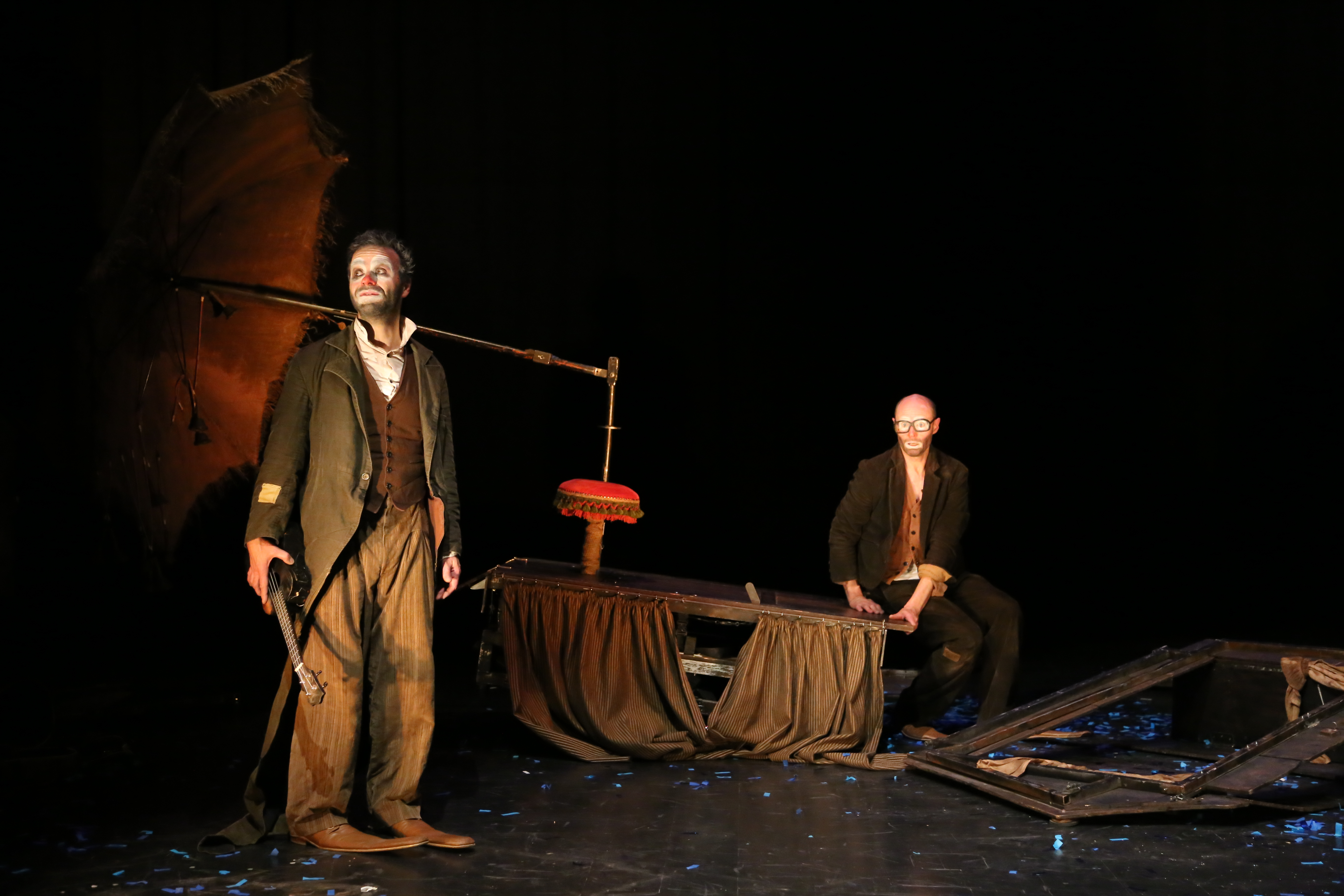 Spectacle - IN PETTO (interno) - Cie Okidok