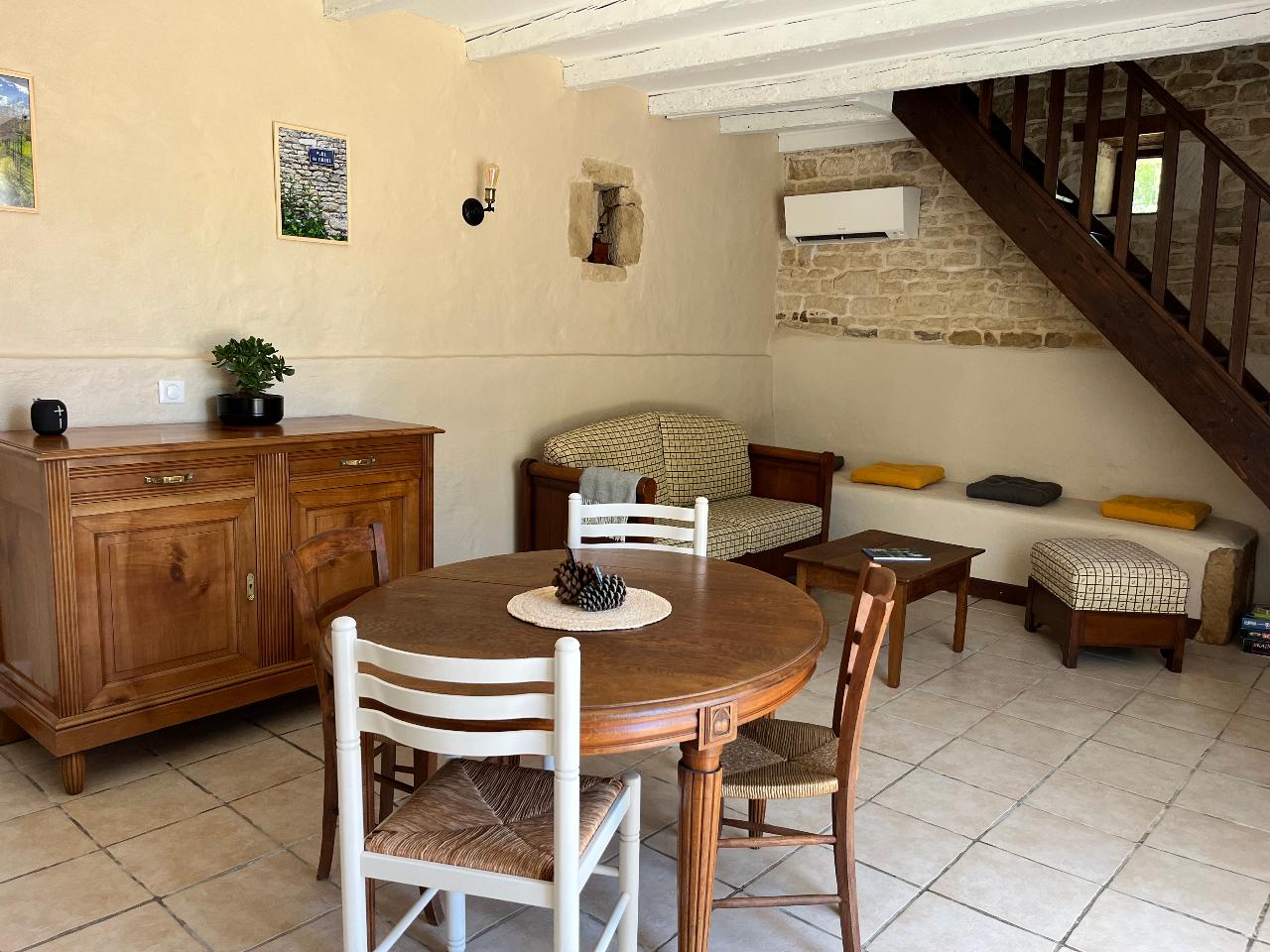 Le Tilleul Etoilé - gîte le Frêne, Ardin