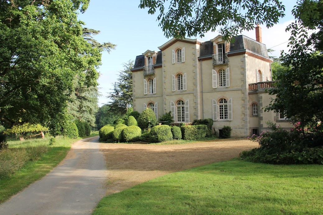 Domaine des Roches Blanches