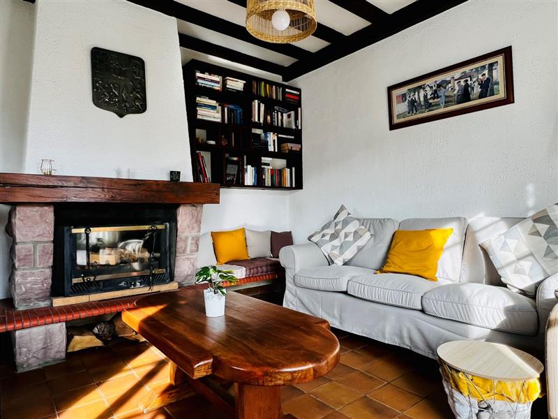 Maison CHAPLAIN-HIRIGOYEN - Location AR