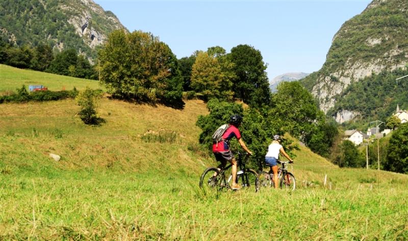 VTT N°67 - Tour Berat-Urdos