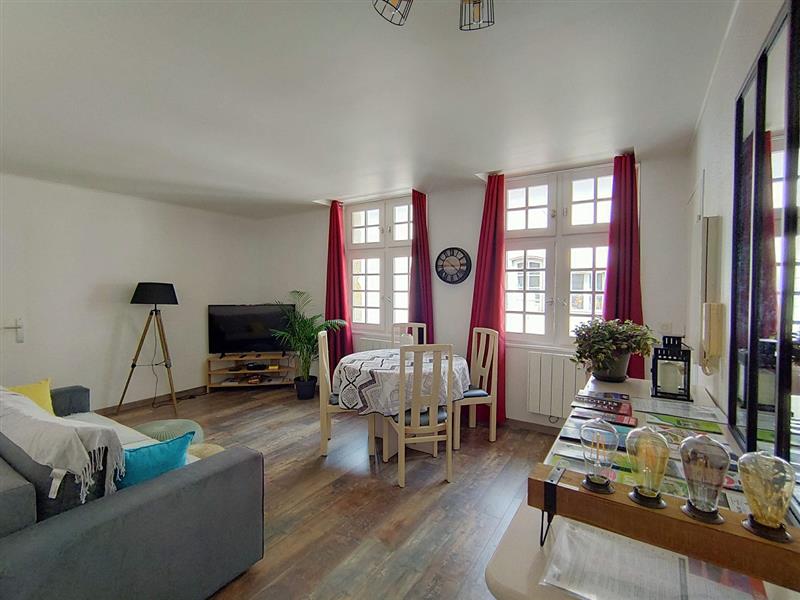 Appartement de Mme Canderatz 