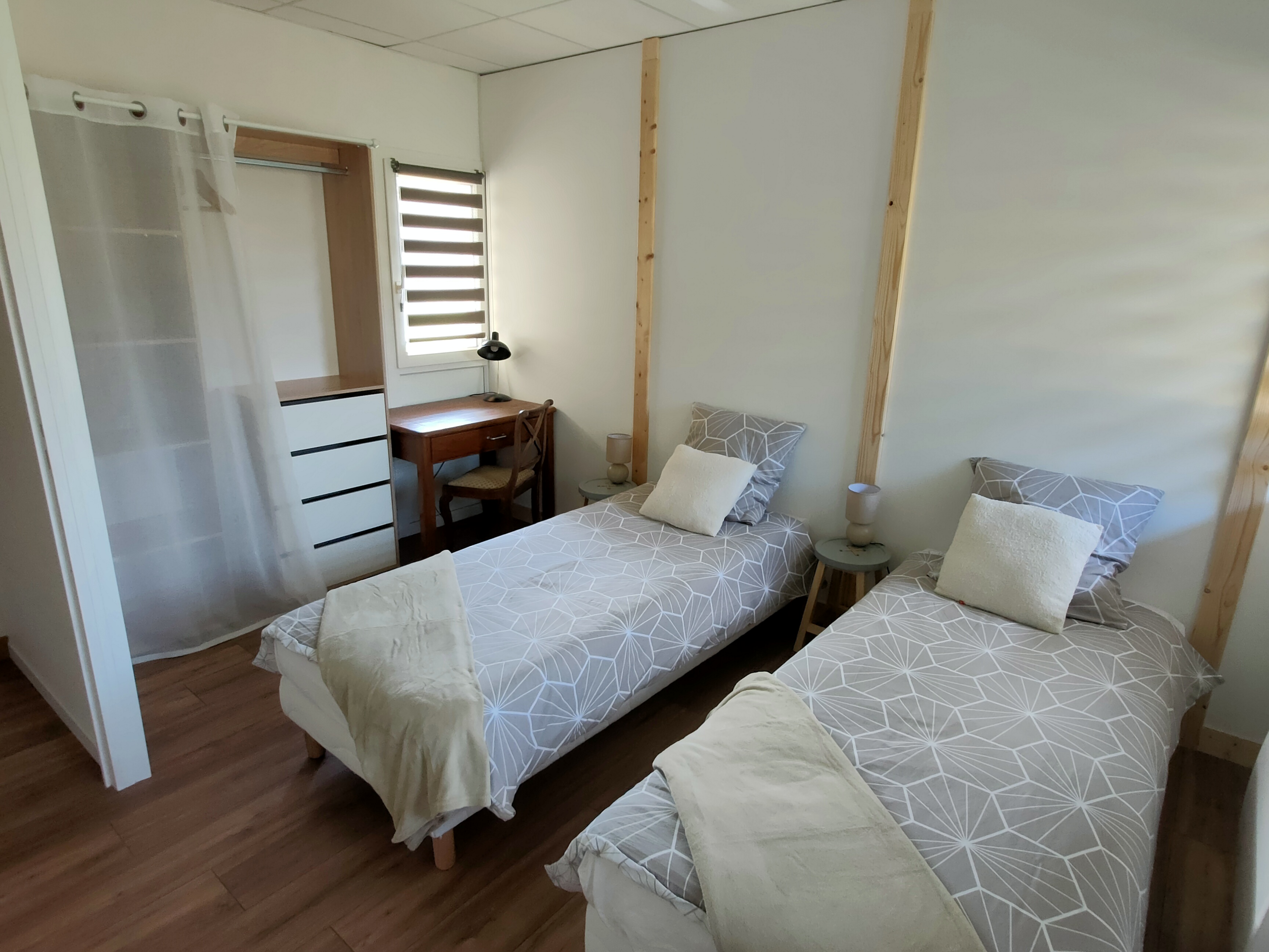 Les vestiaires, Saint-Chamant - photo 4