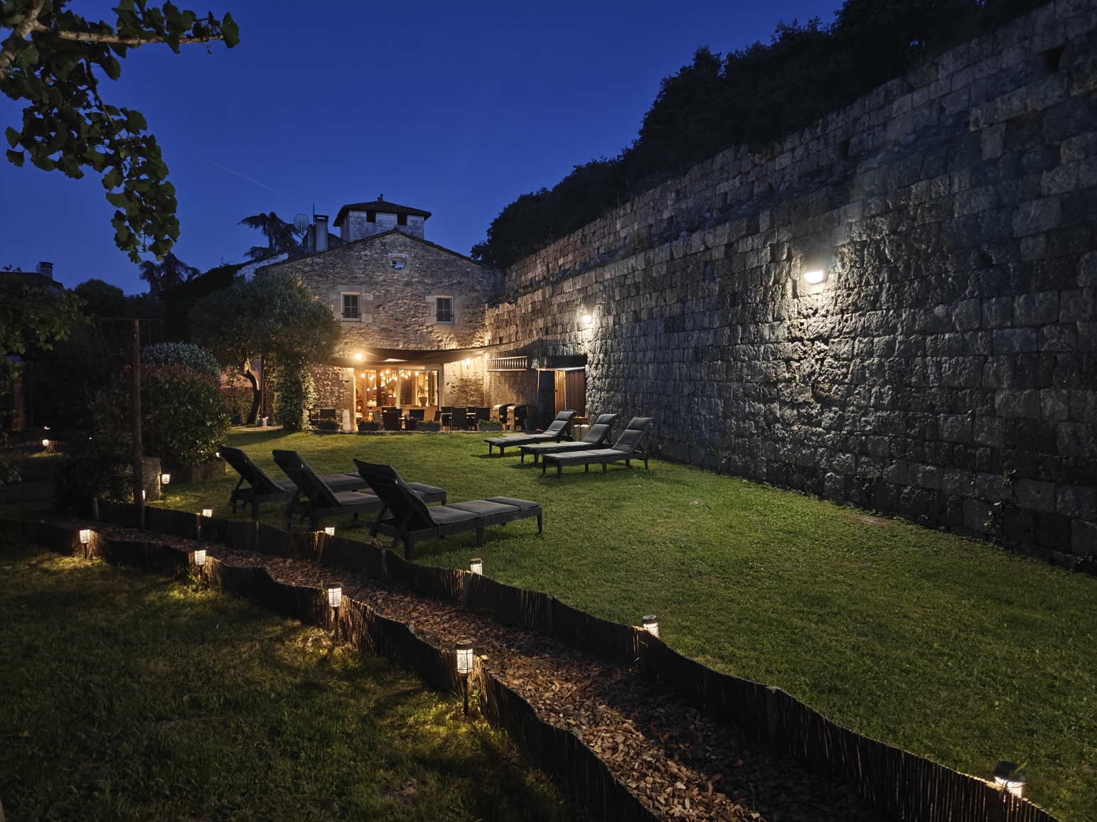 Chambres d'hôtes À L'AISE, Vianne