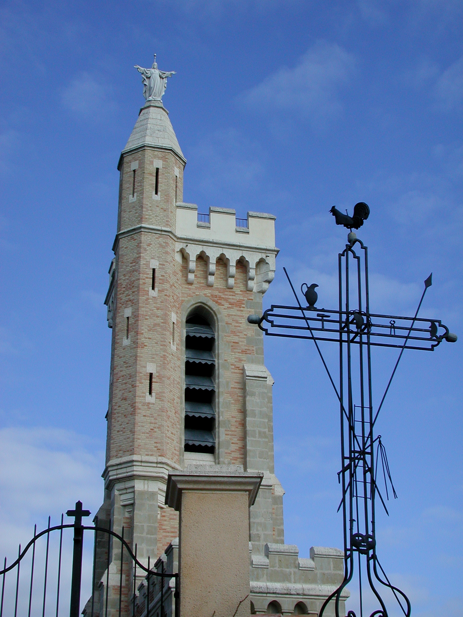 Peyrières, la boucle du Bouyssou, Peyrière