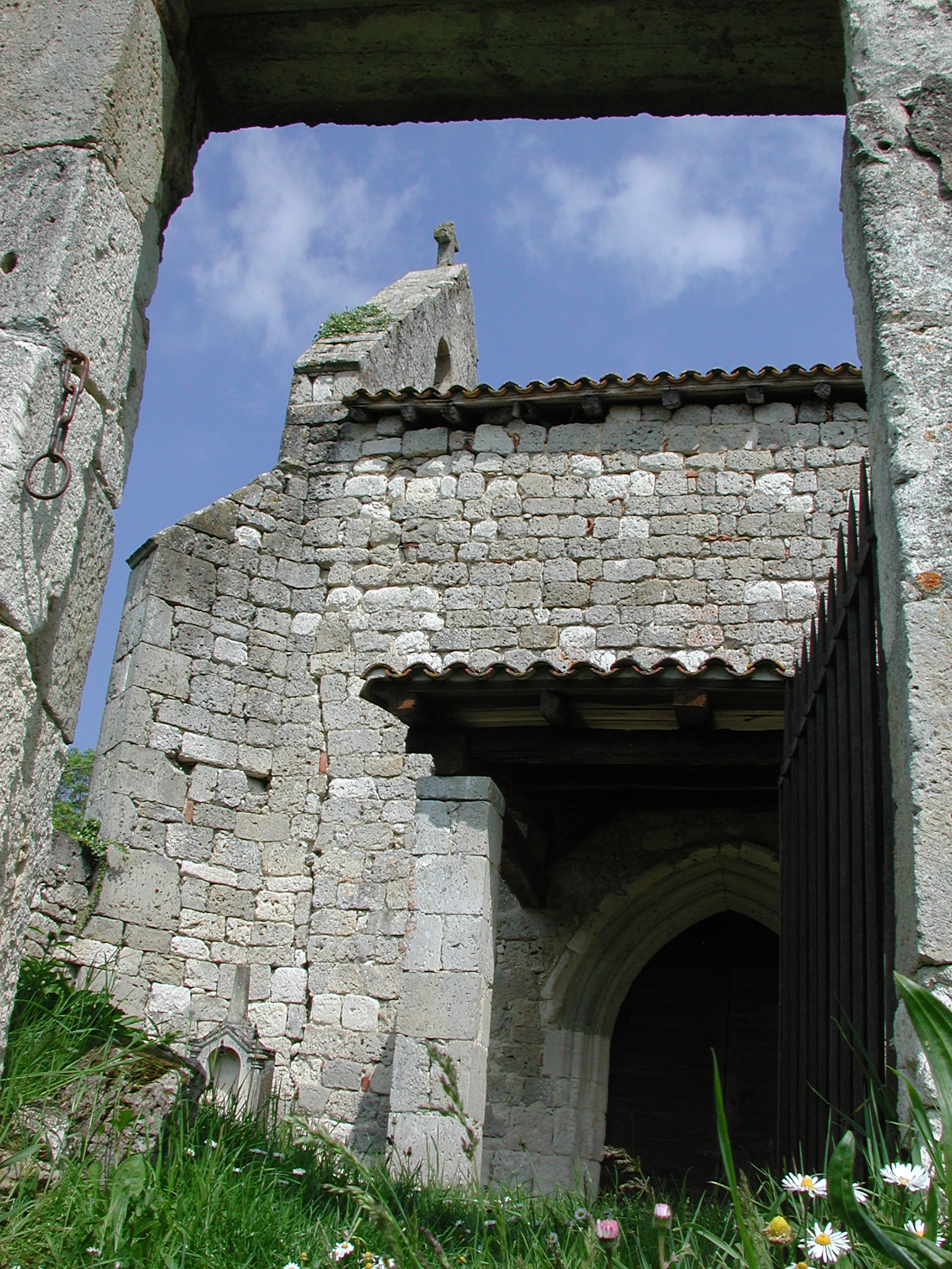 Quittimont, une église traditionnelle à clocher-mur, Lacépède - photo 3
